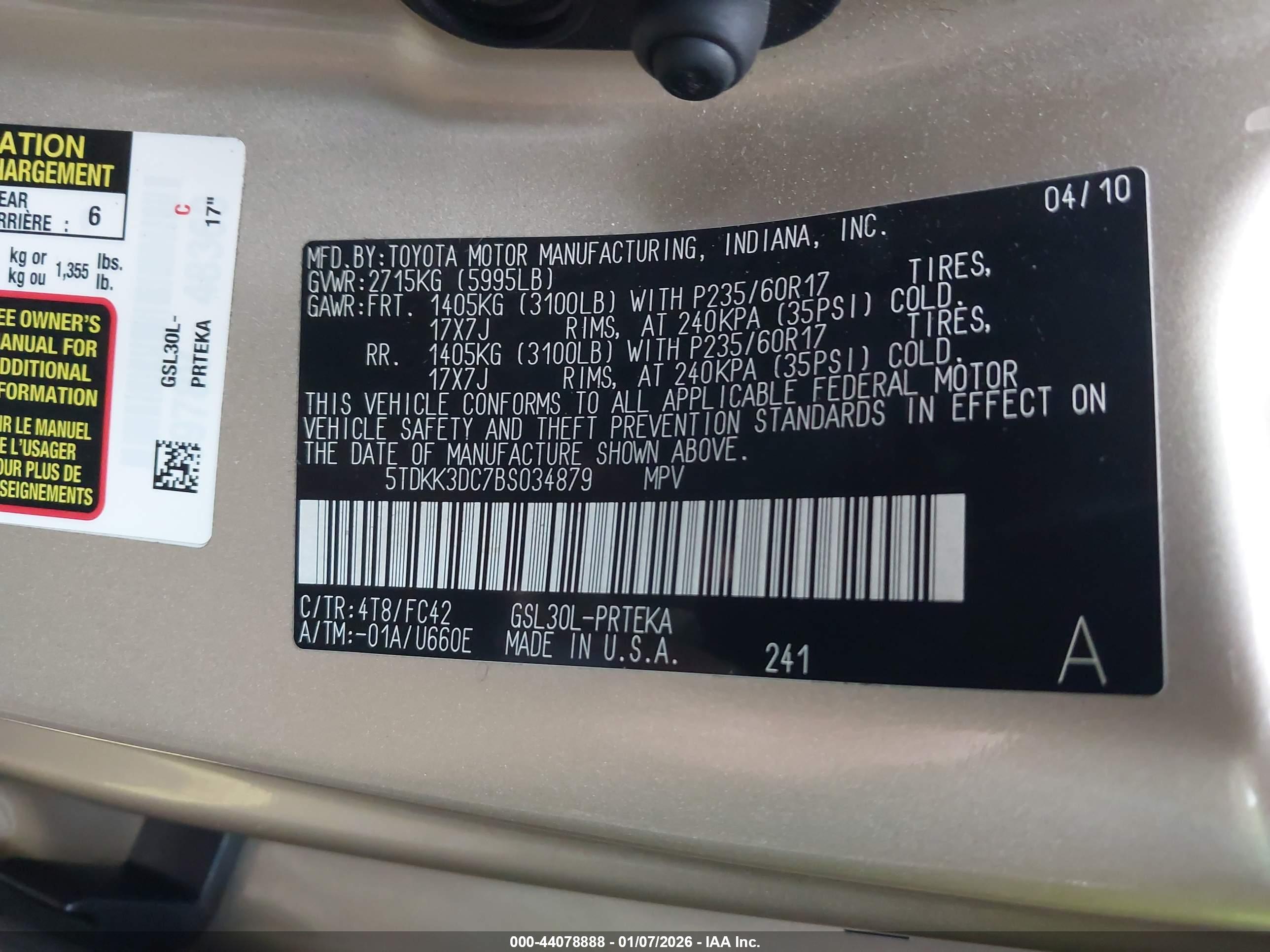 TOYOTA SIENNA image 9