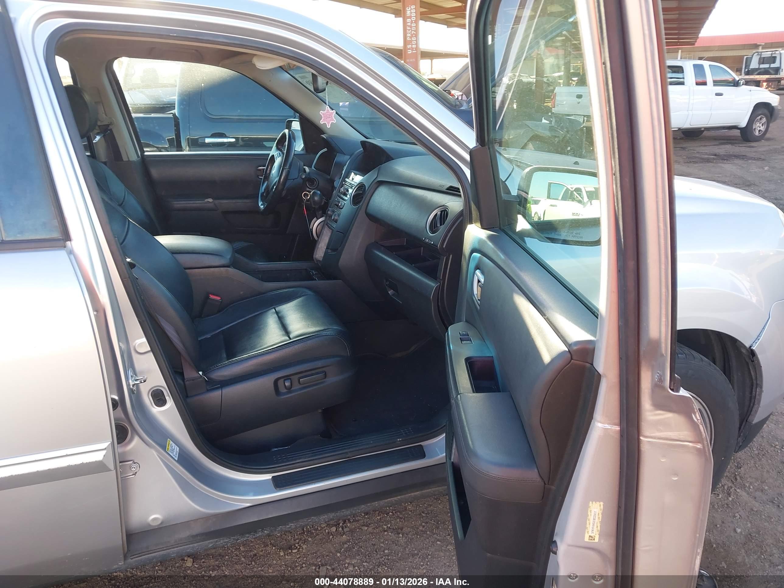 HONDA PILOT image 5