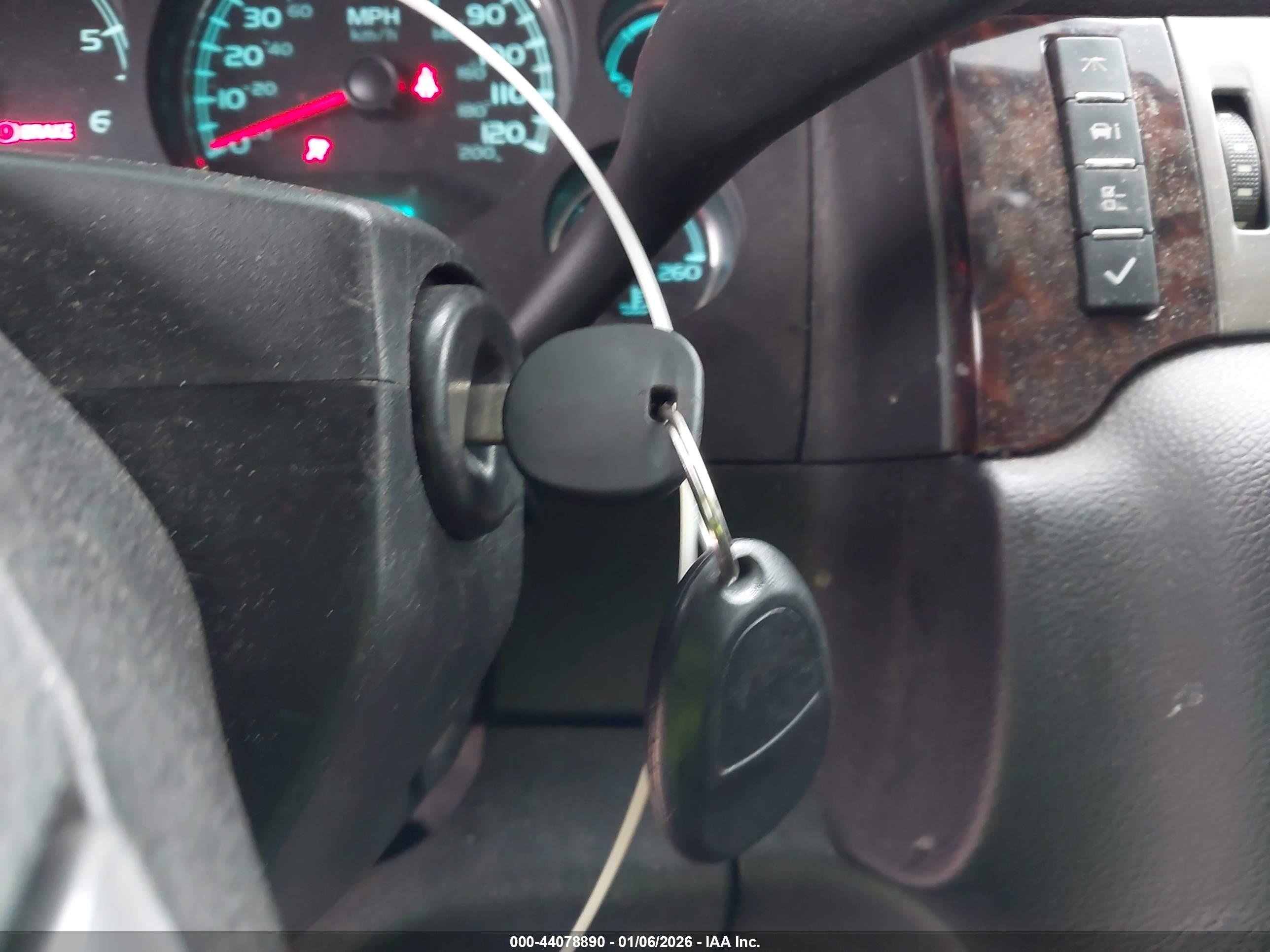 GMC SIERRA image 11