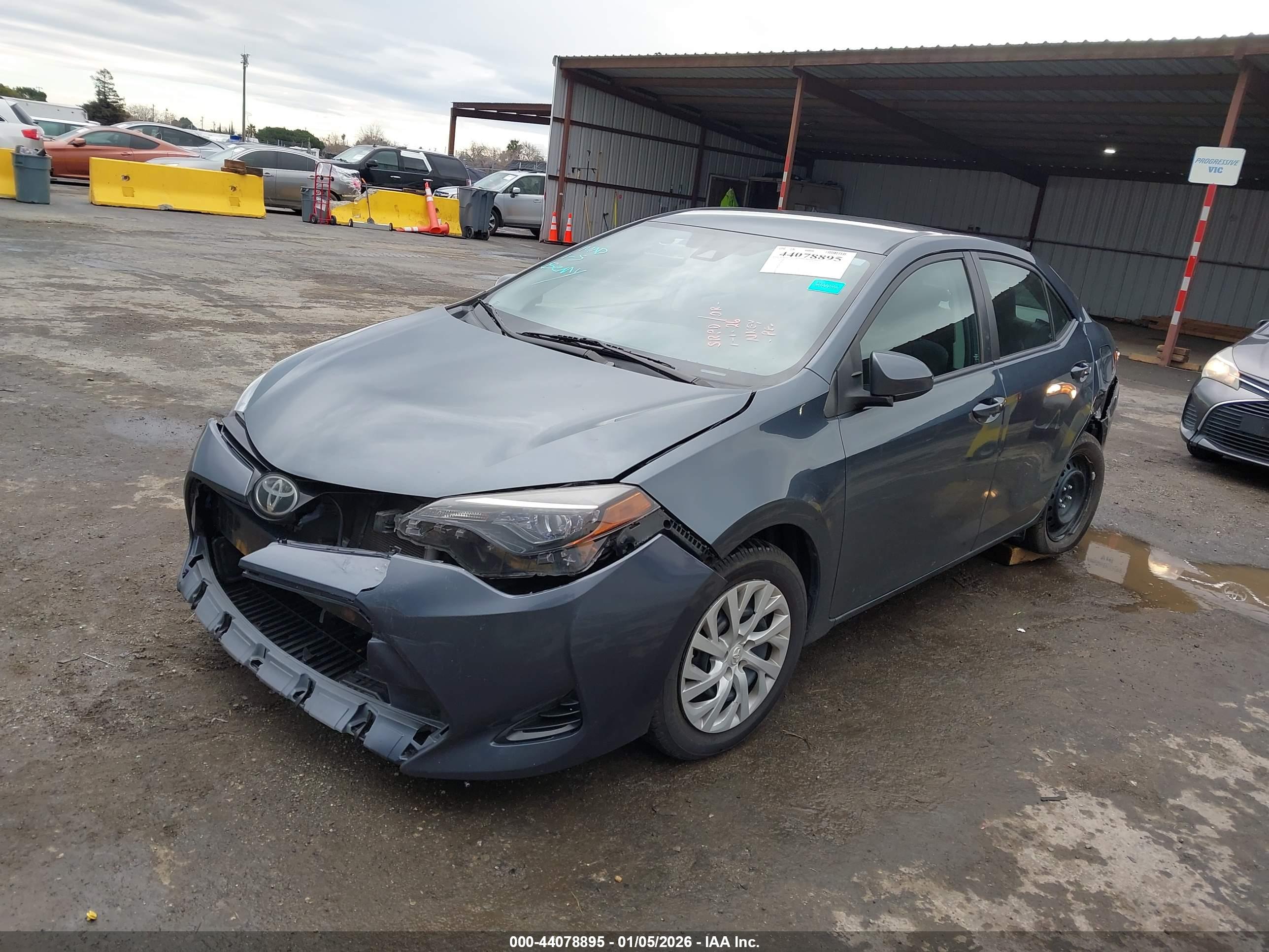 TOYOTA COROLLA image 2