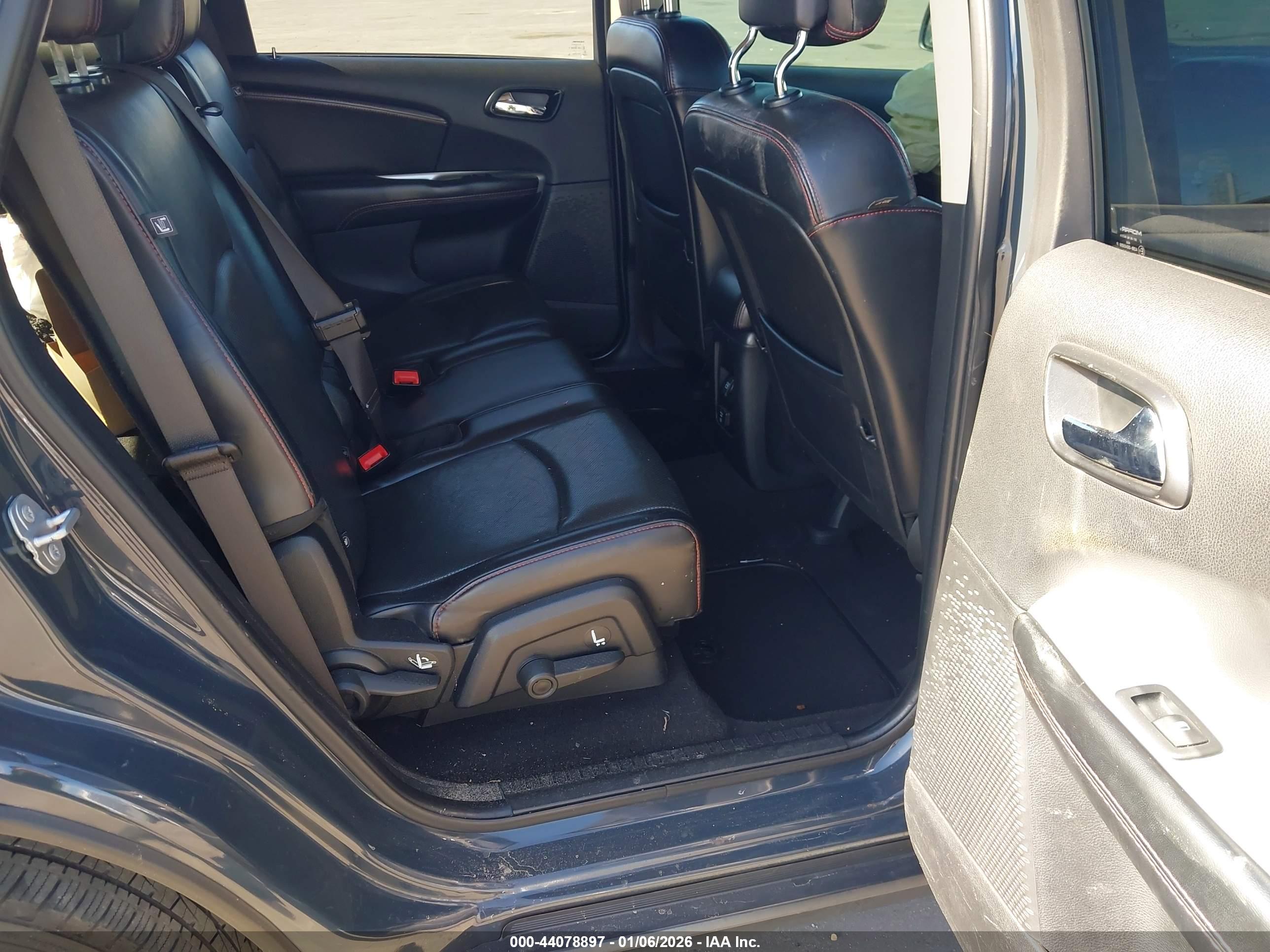 DODGE JOURNEY image 8
