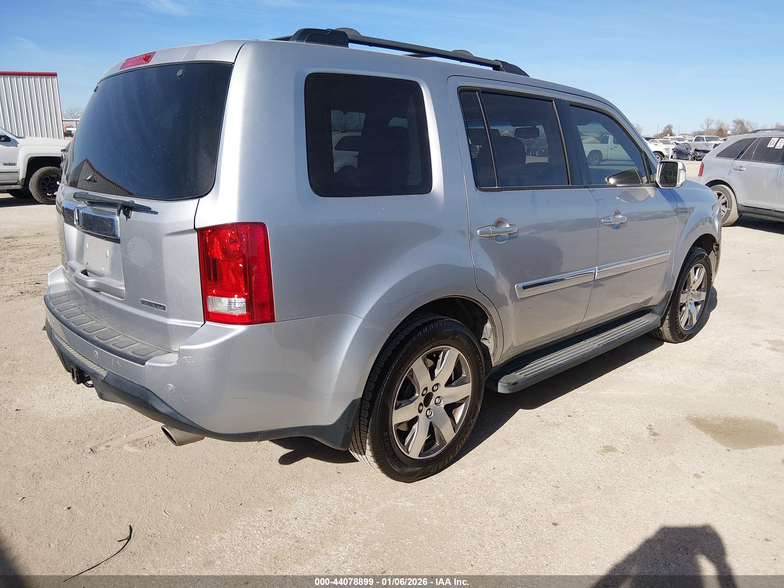 HONDA PILOT image 4