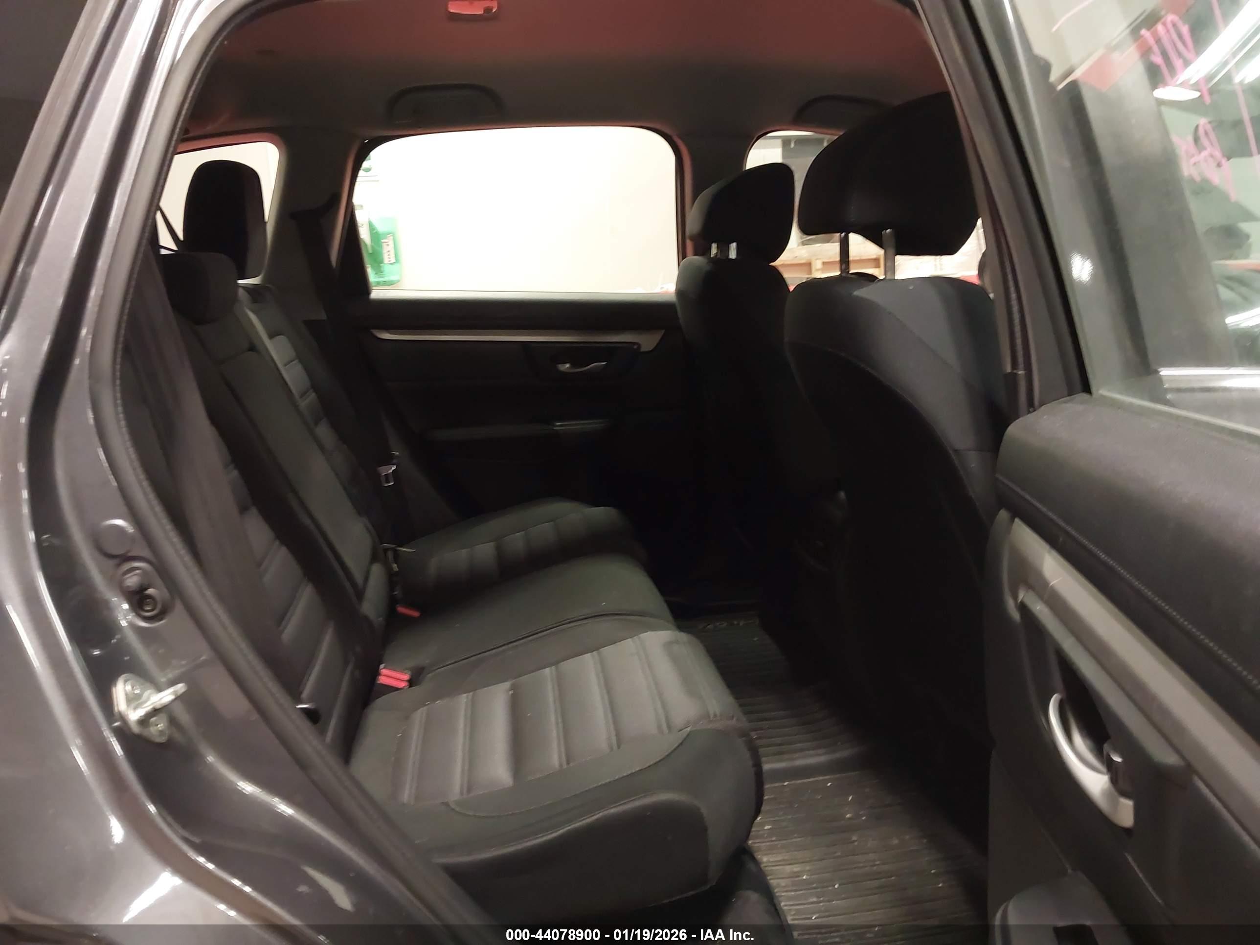 HONDA CR-V image 8