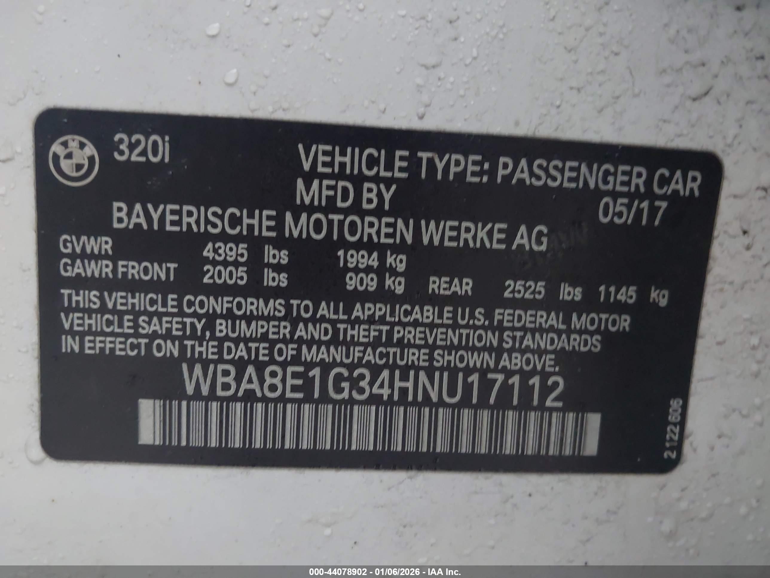 BMW 320I image 9