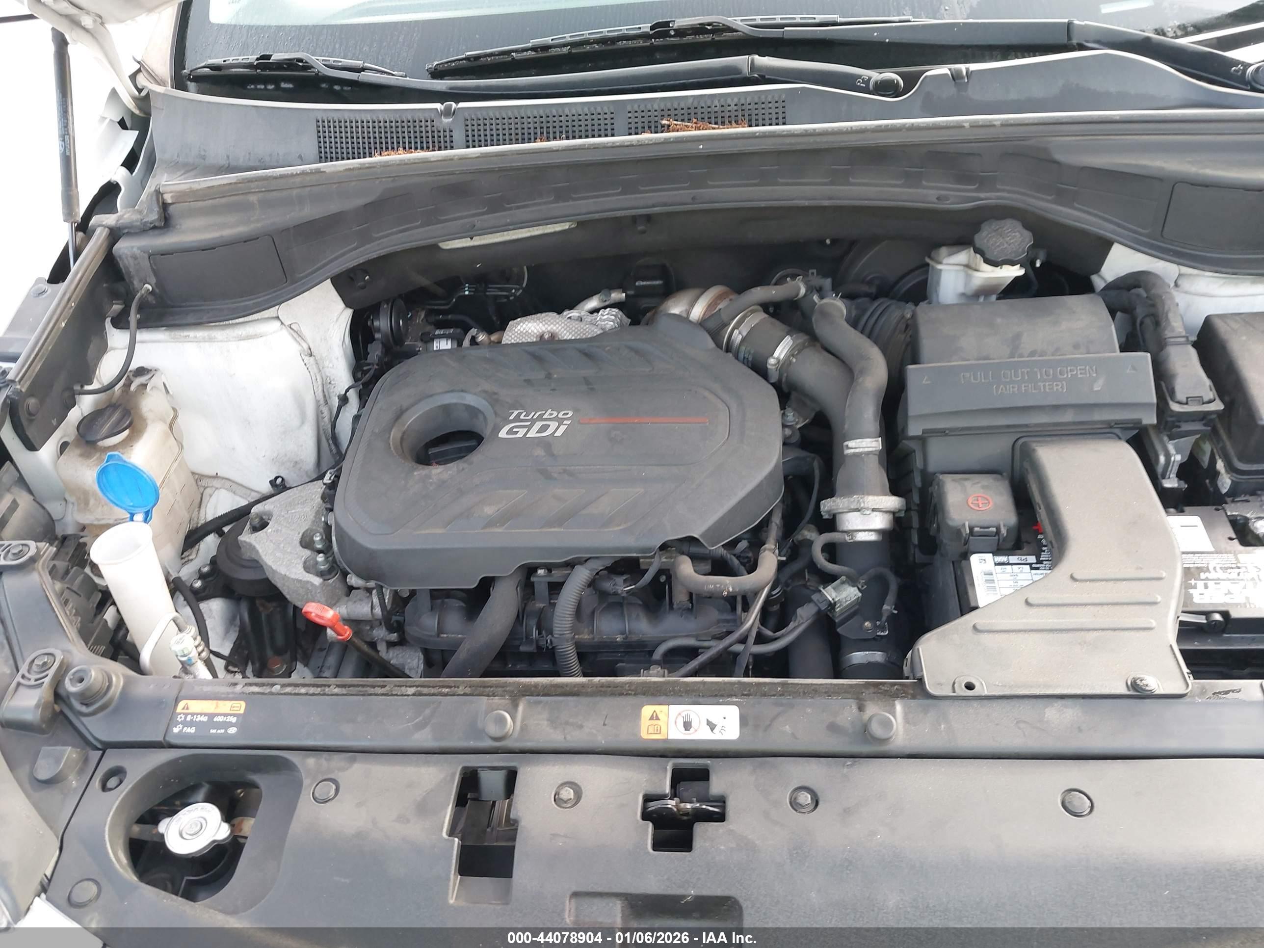 HYUNDAI SANTA image 10