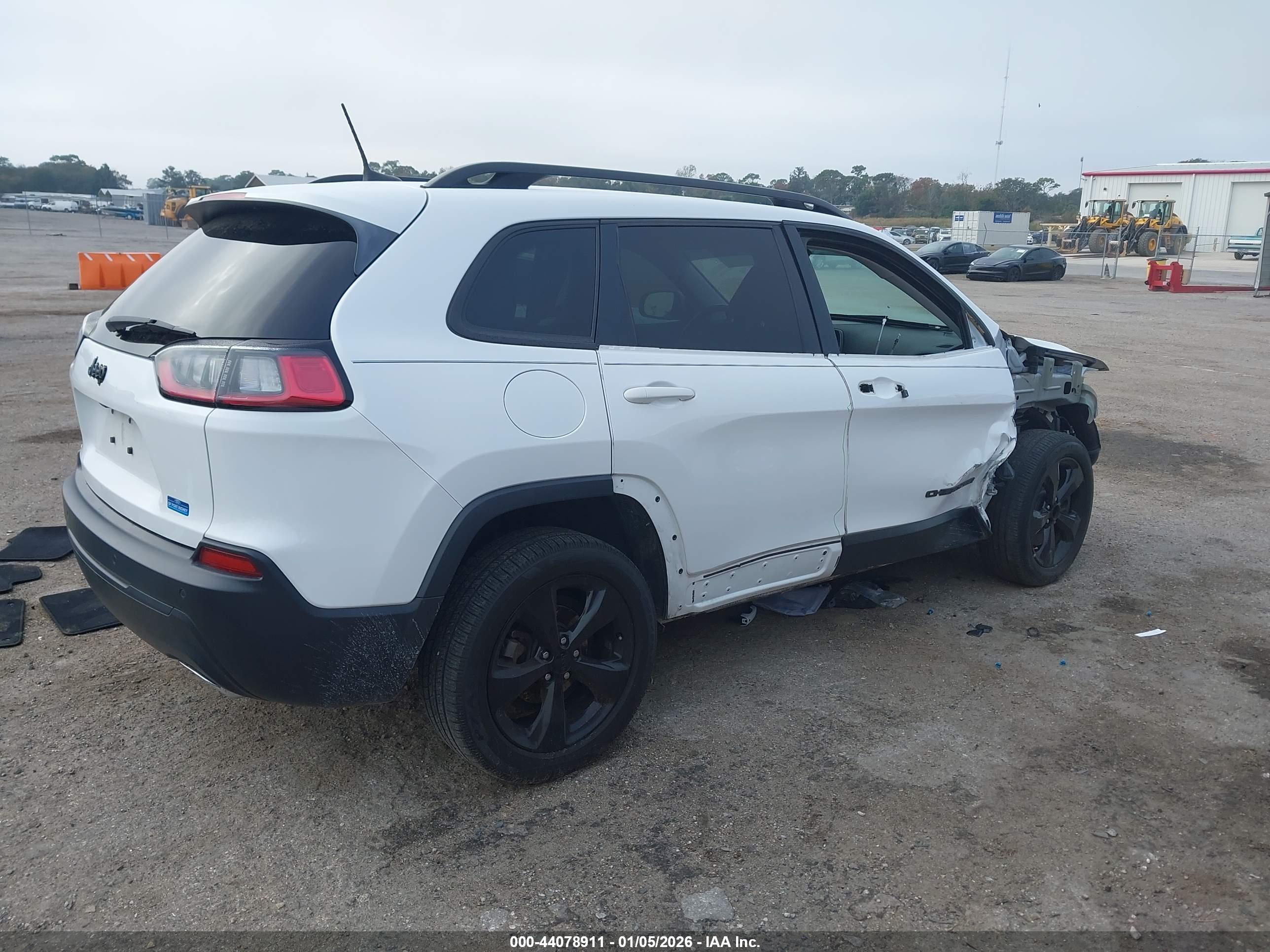 JEEP CHEROKEE image 4