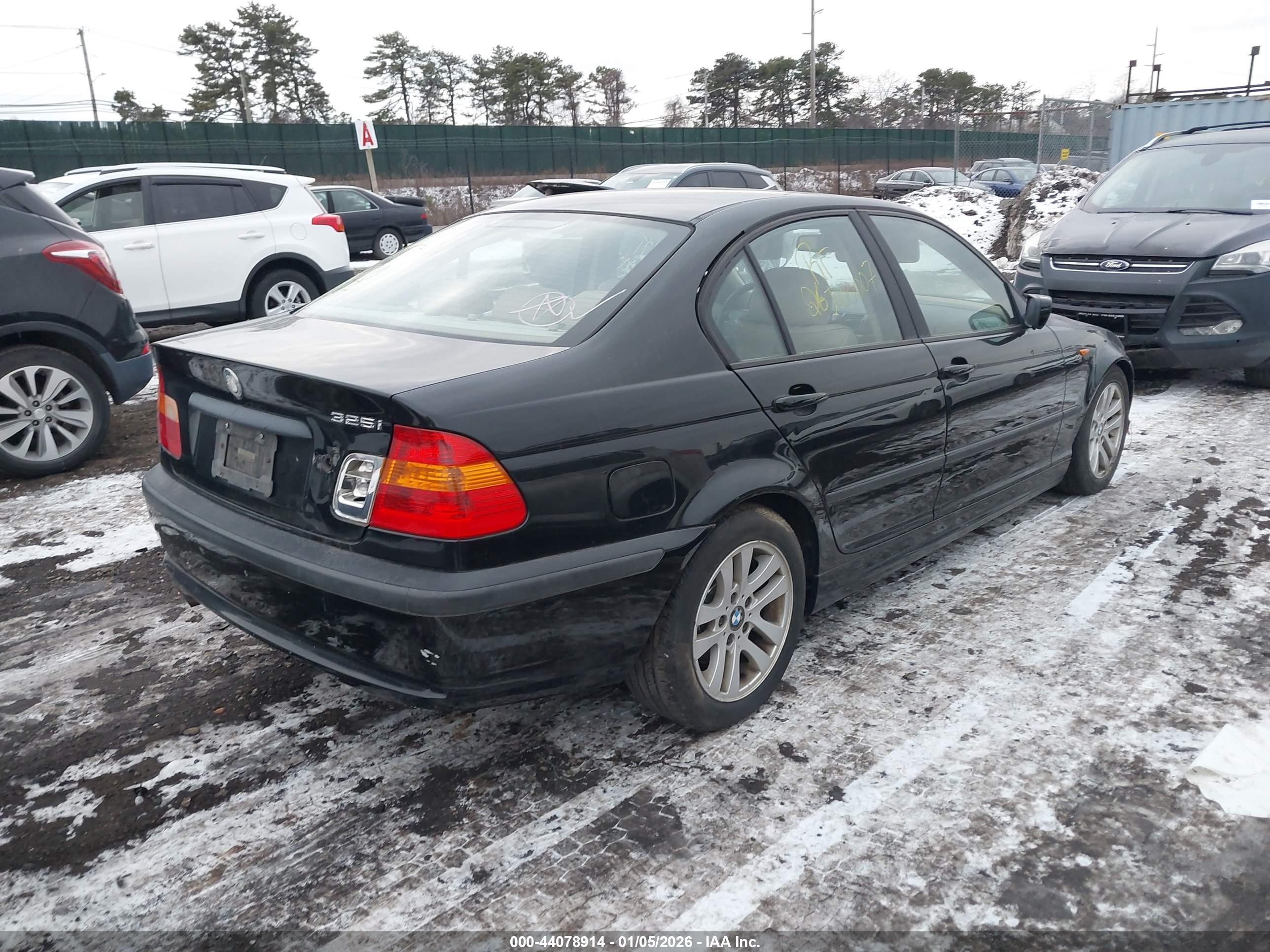 BMW 325I image 4