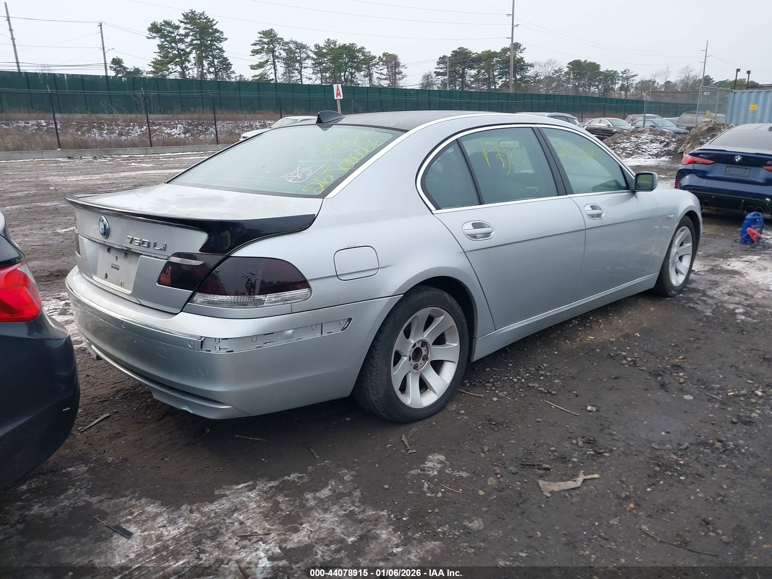 BMW 750LI image 4