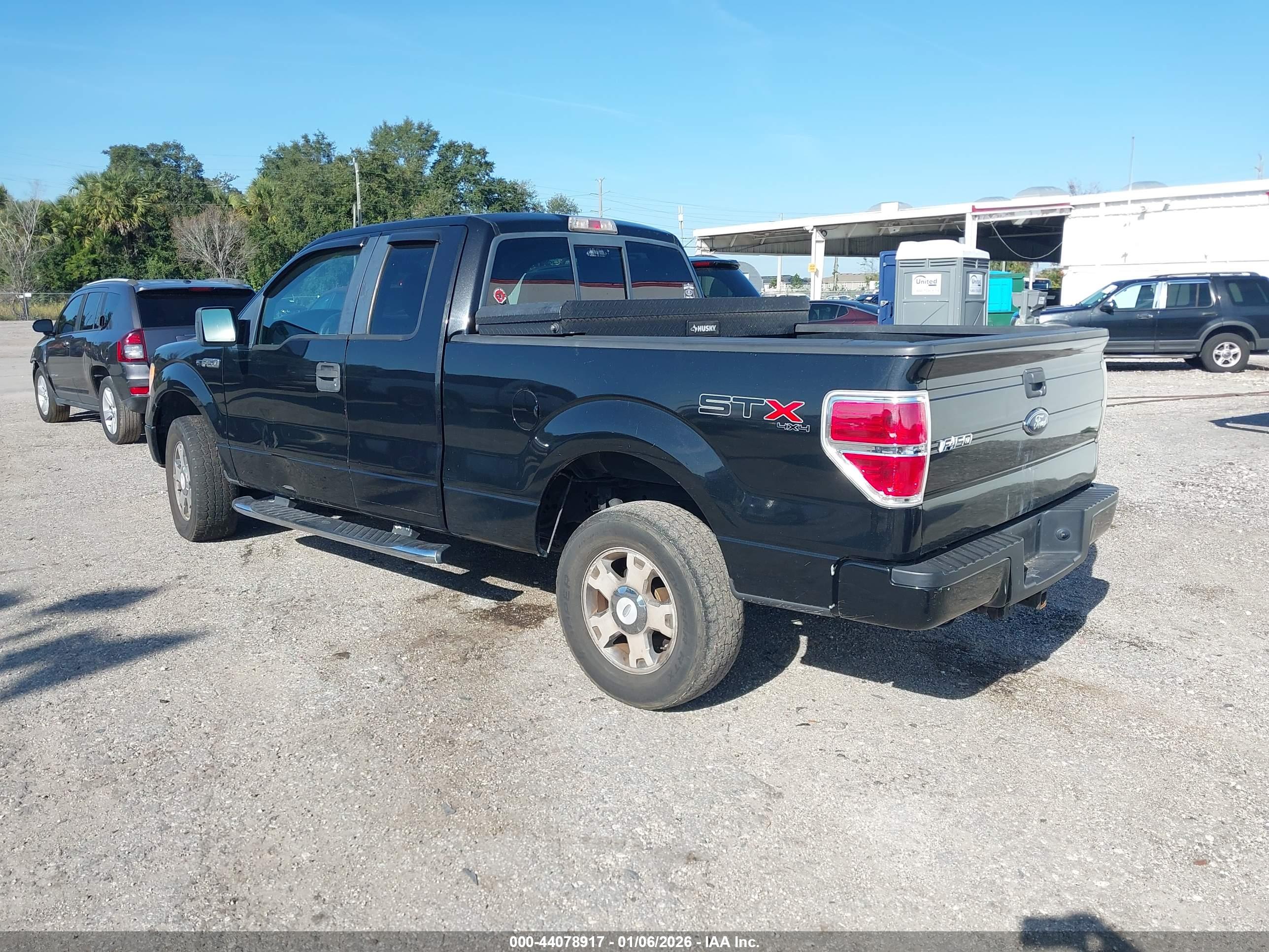FORD F-150 image 3