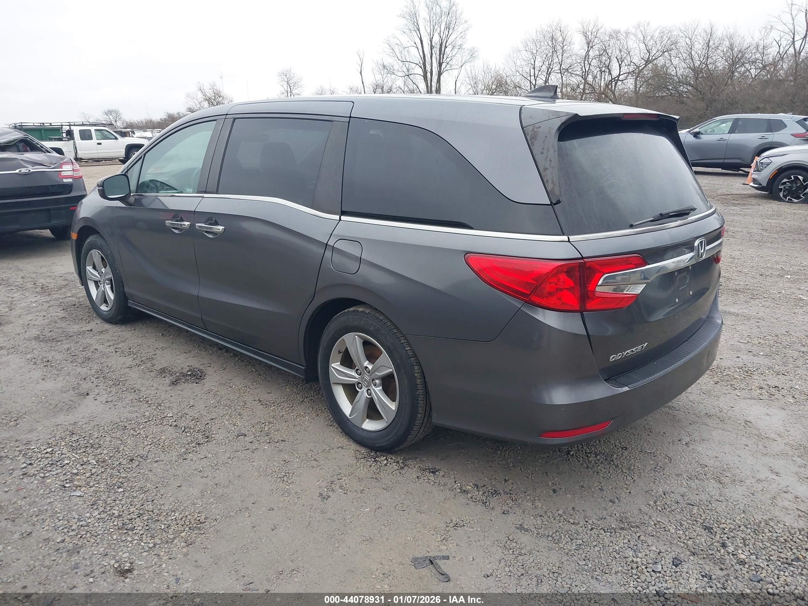 HONDA ODYSSEY image 3
