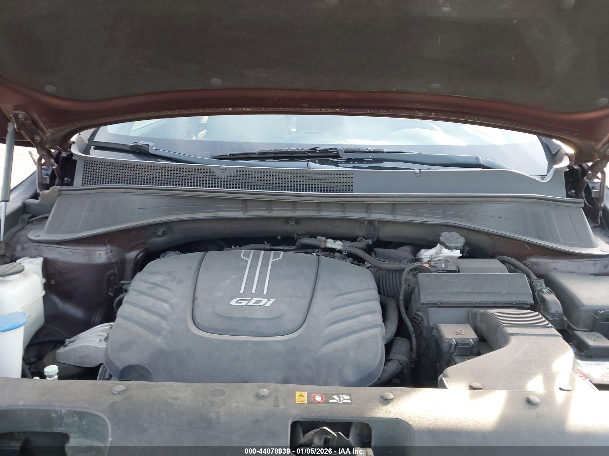 KIA SORENTO image 10