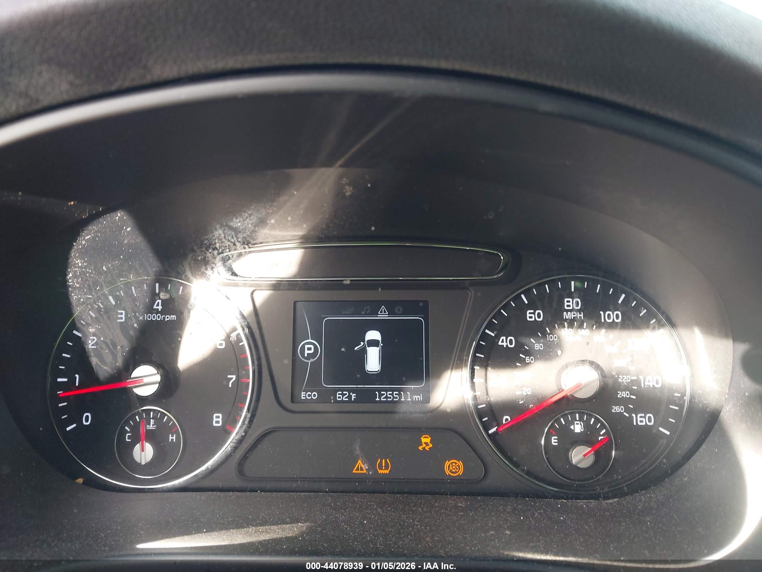 KIA SORENTO image 7