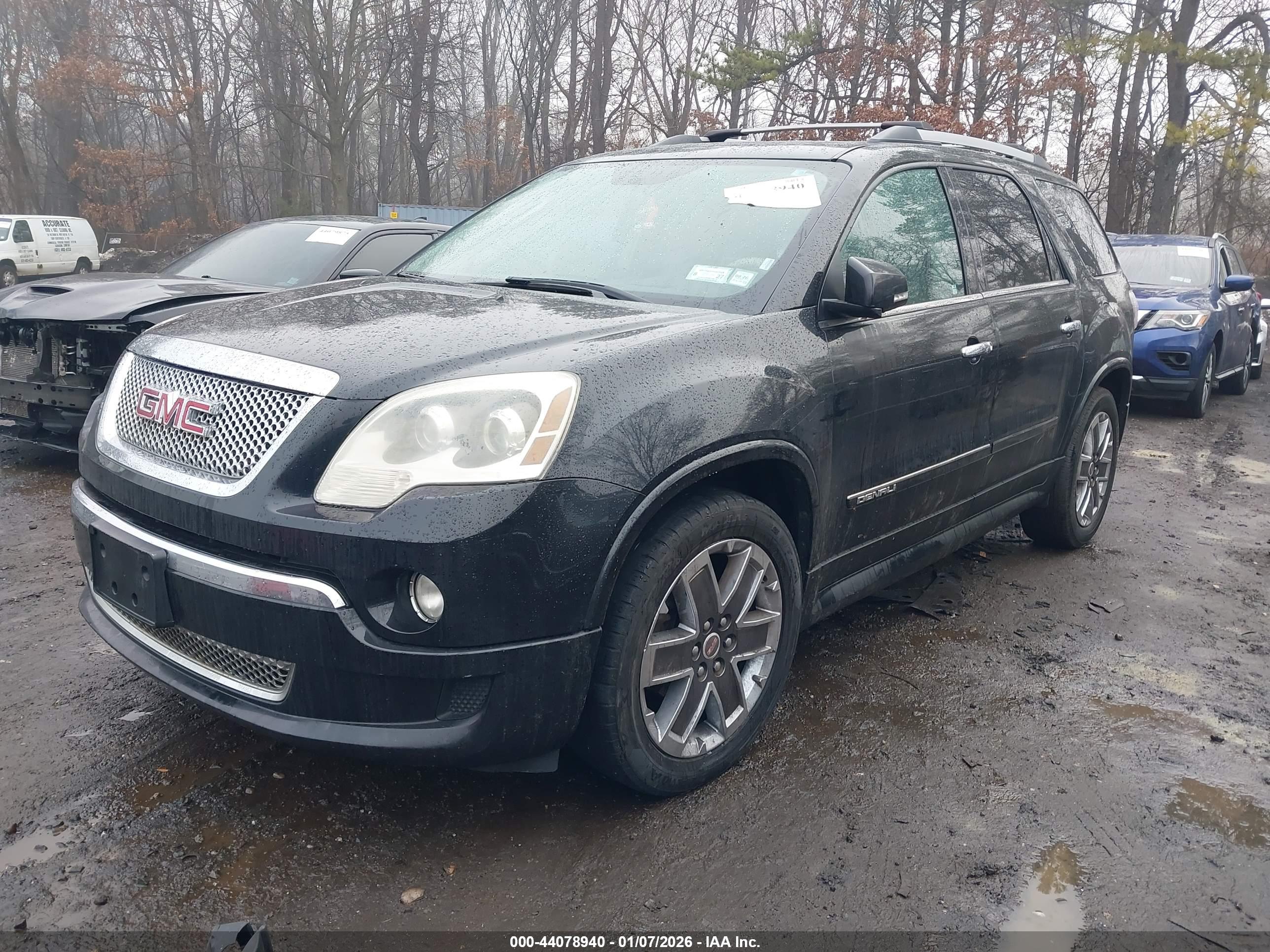 GMC ACADIA image 6