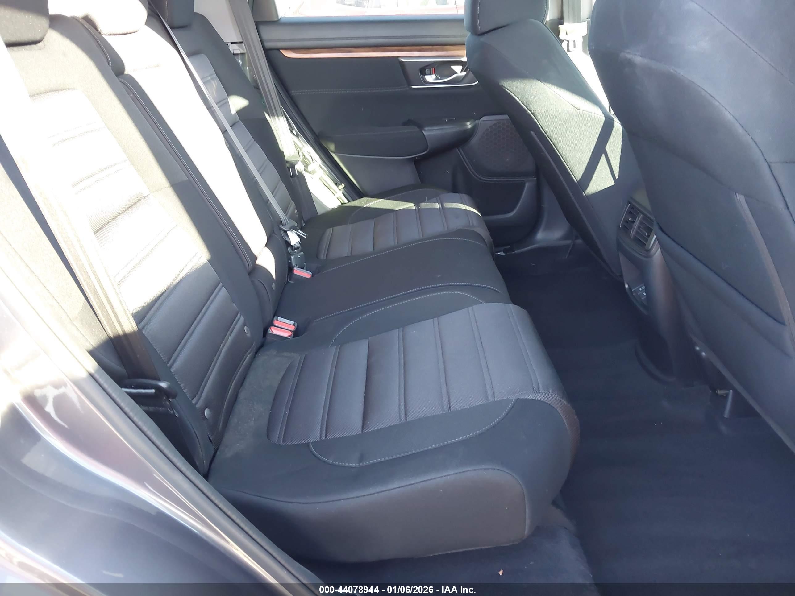HONDA CR-V image 8
