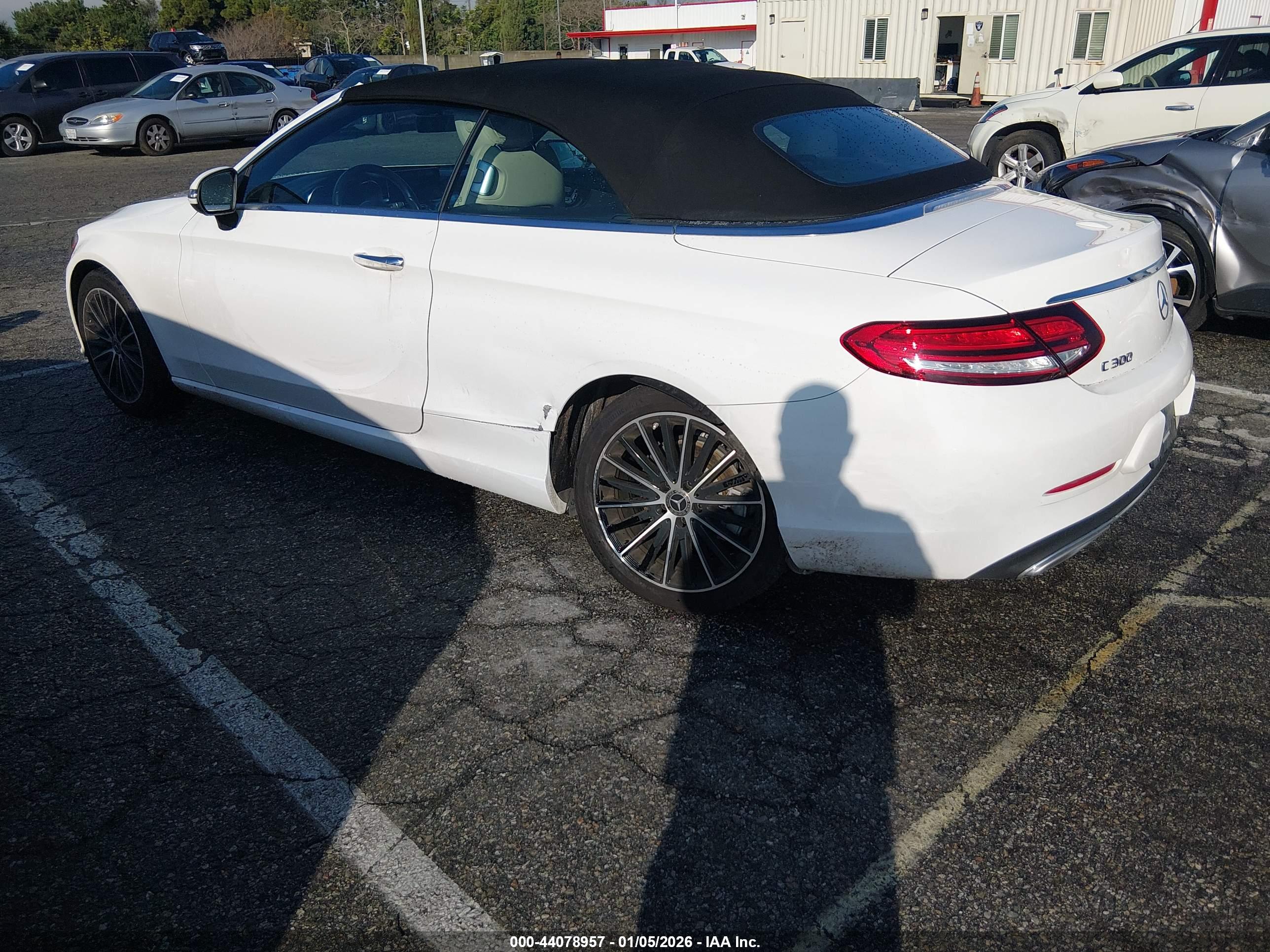 MERCEDES-BENZ C image 3