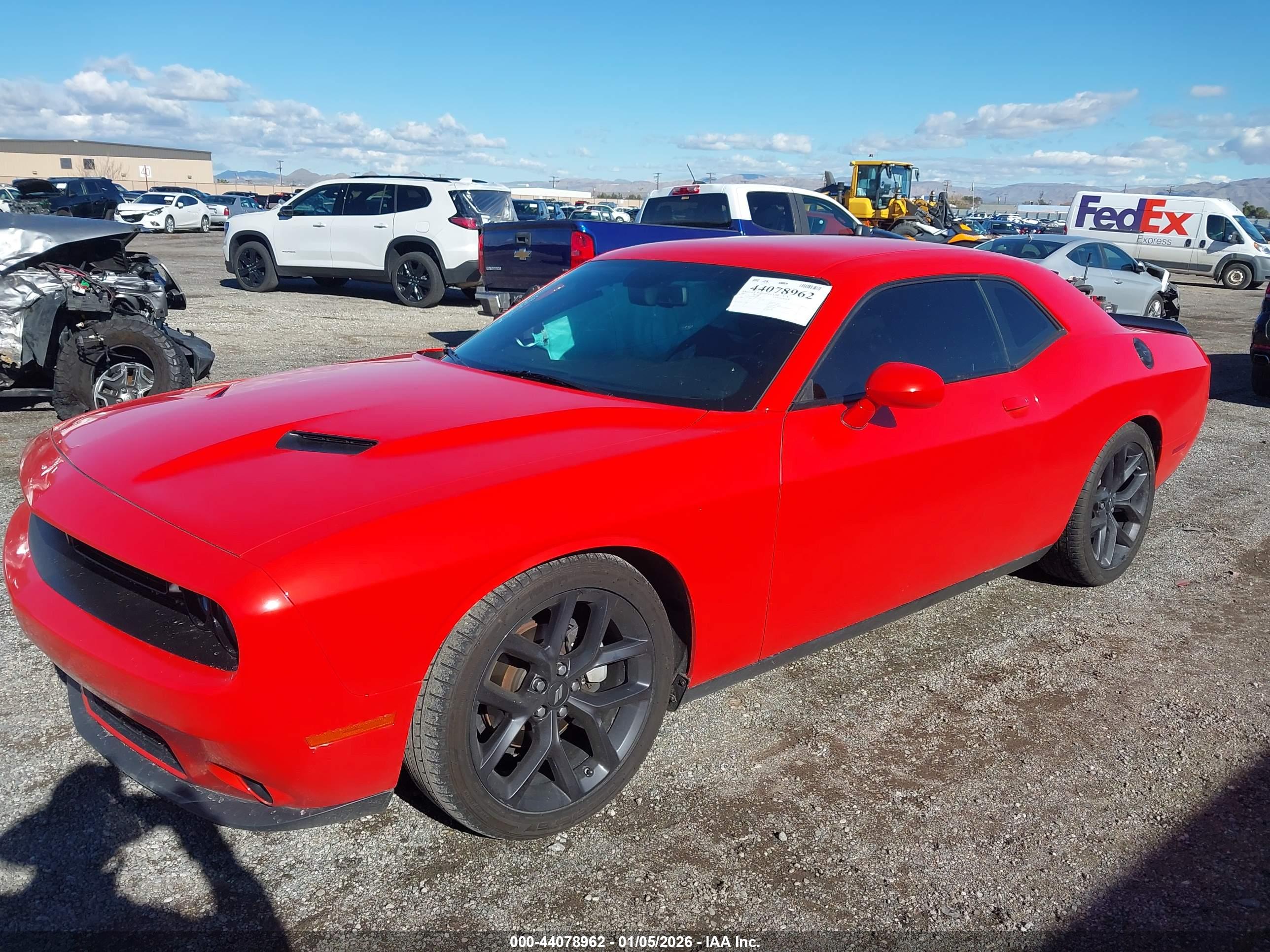 DODGE CHALLENGER image 2