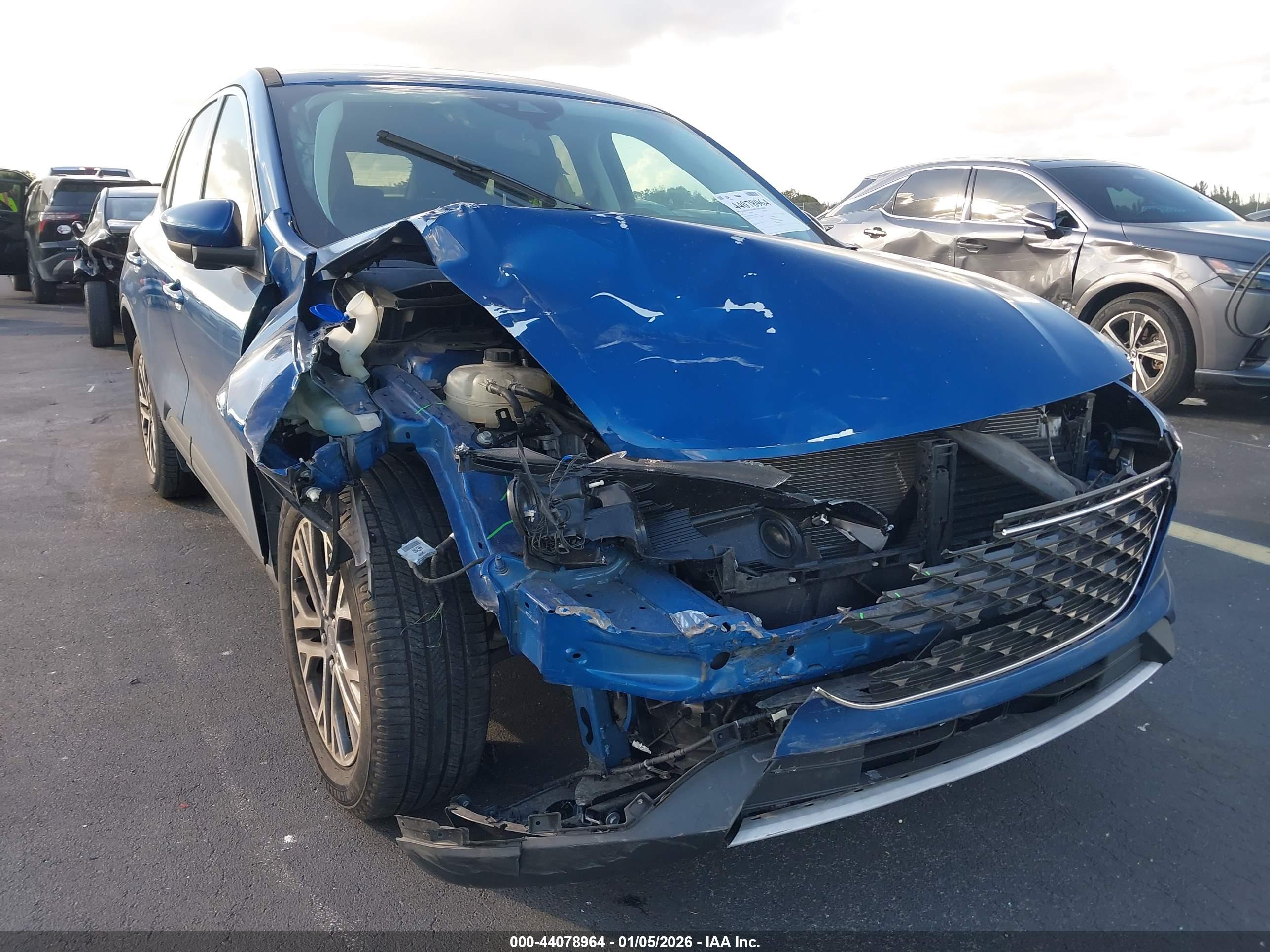 FORD ESCAPE image 6