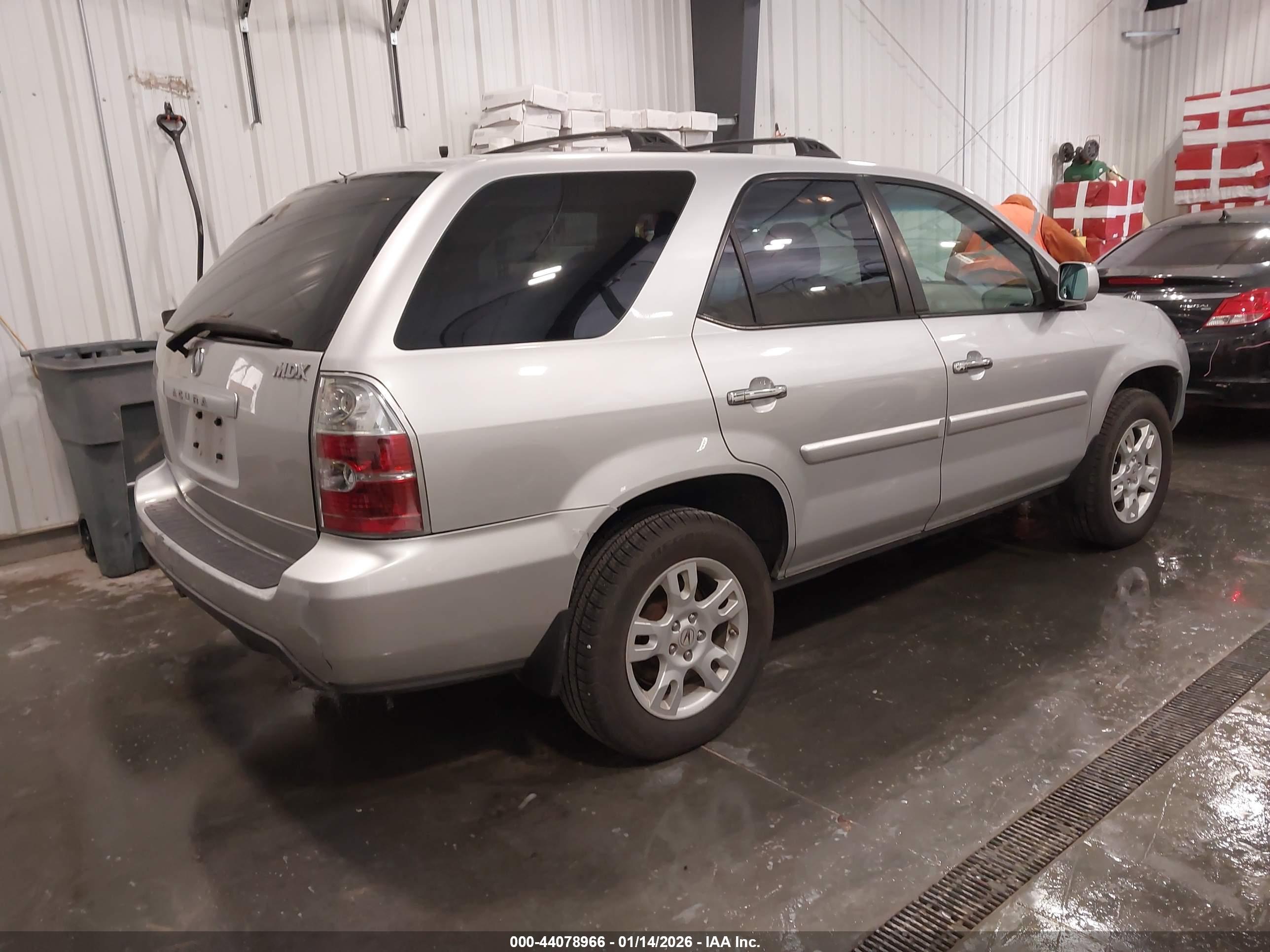 ACURA MDX image 4