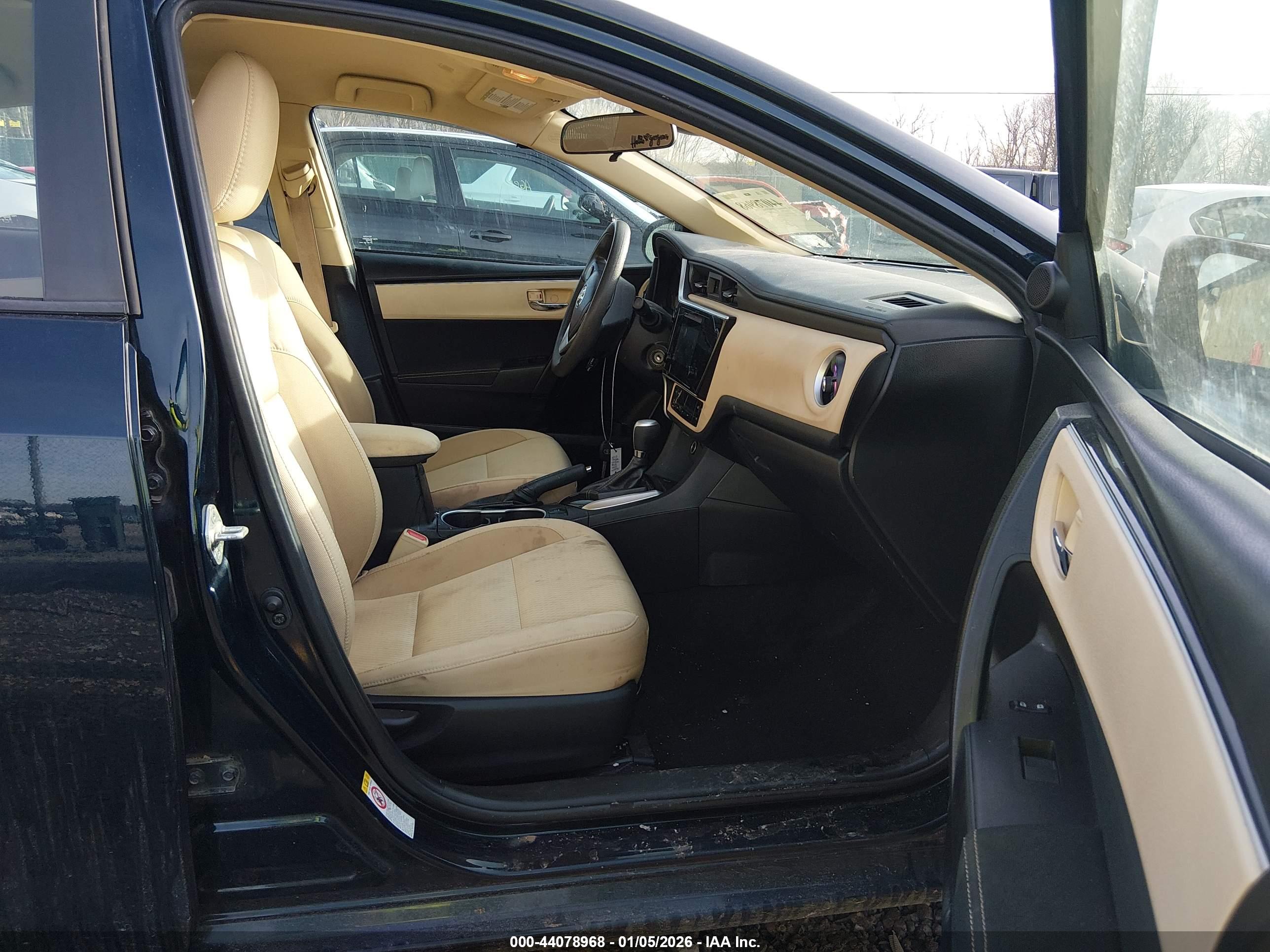 TOYOTA COROLLA image 5