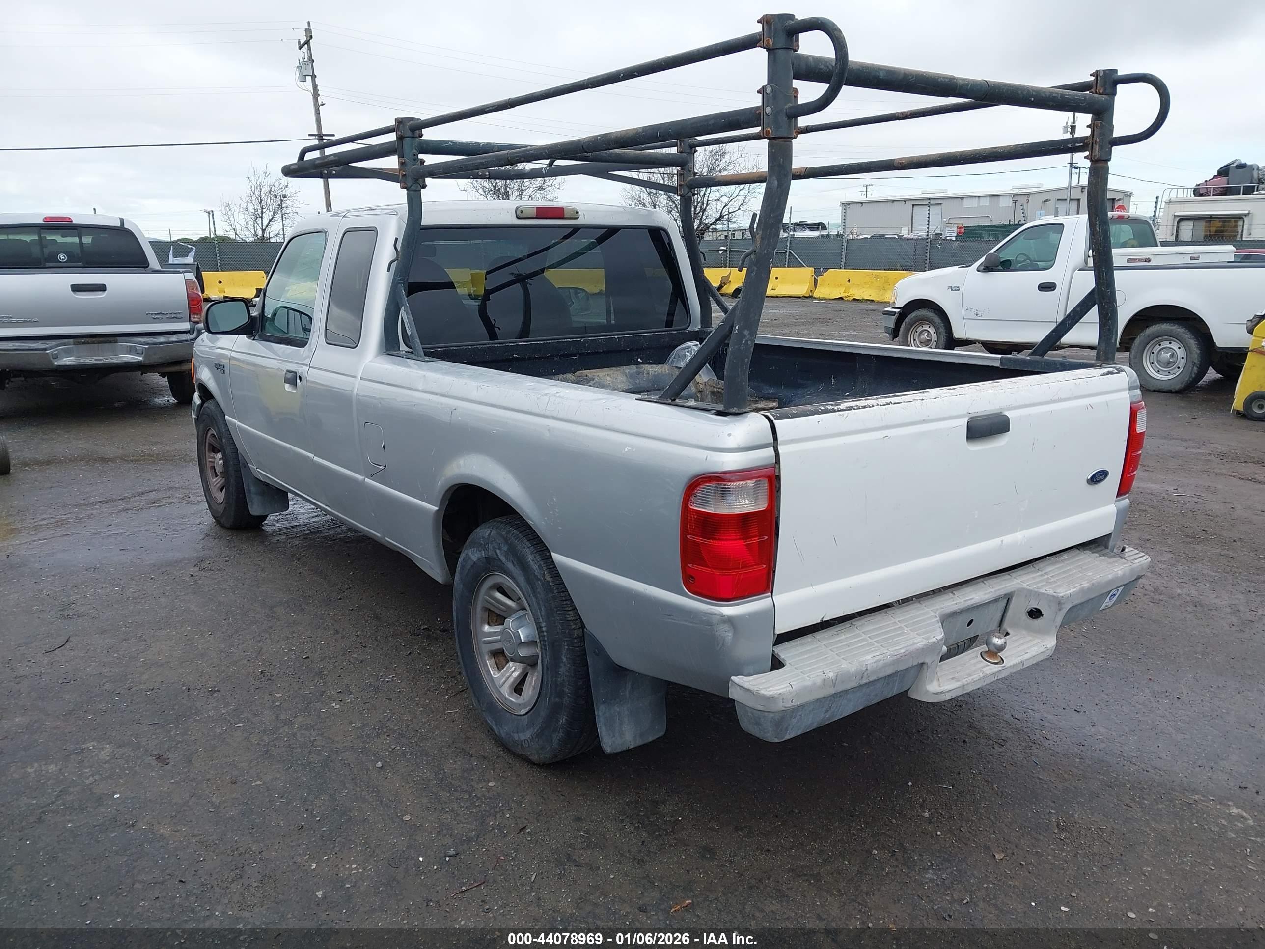 FORD RANGER image 3
