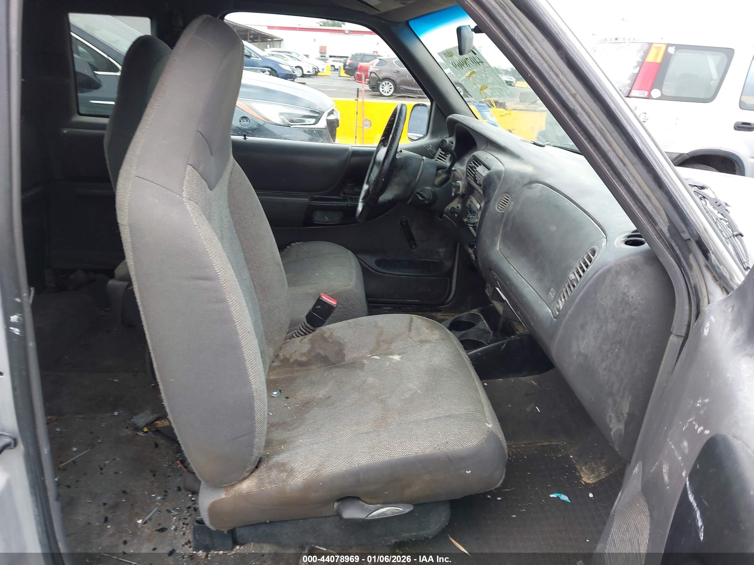 FORD RANGER image 5