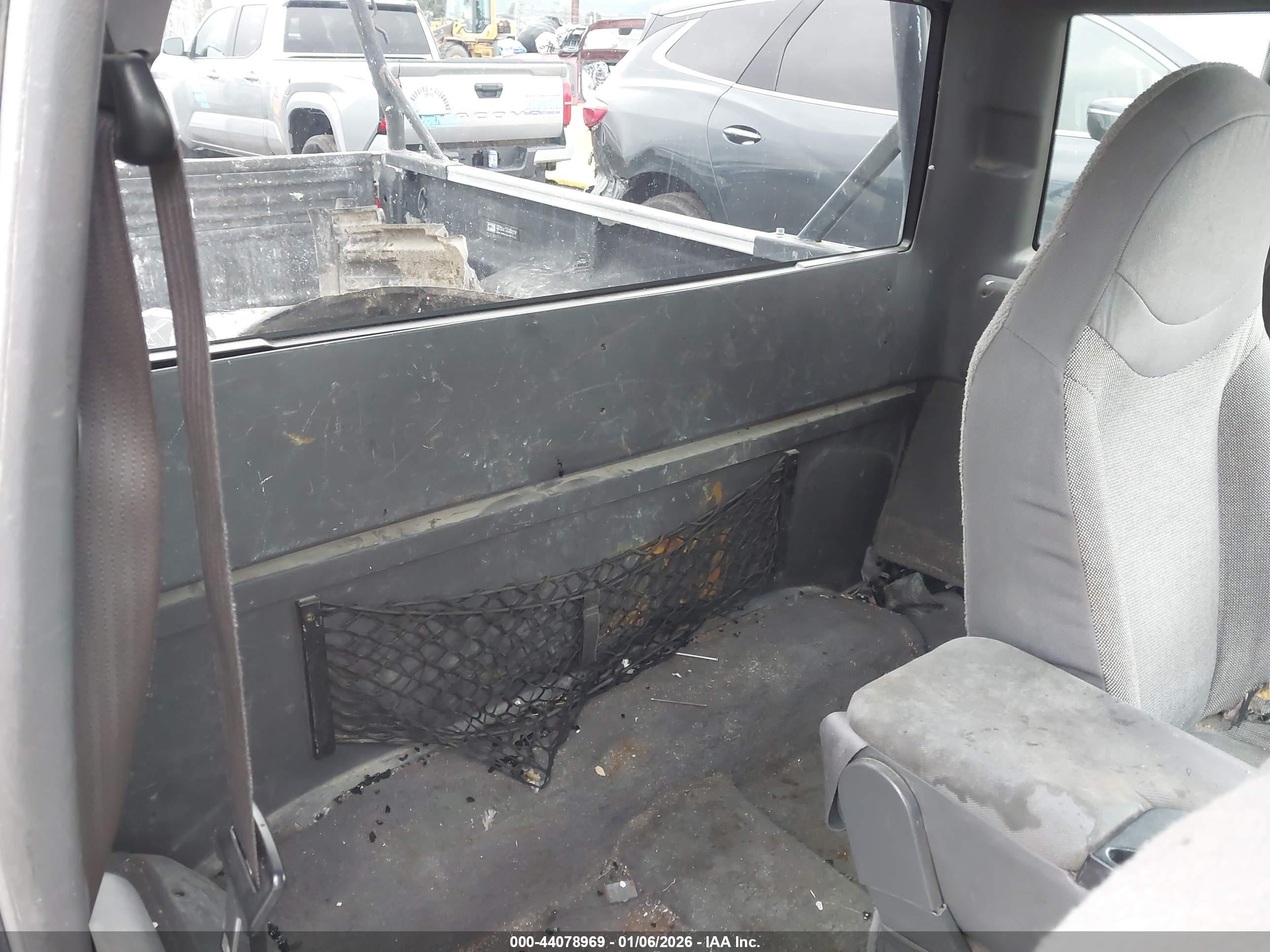 FORD RANGER image 8