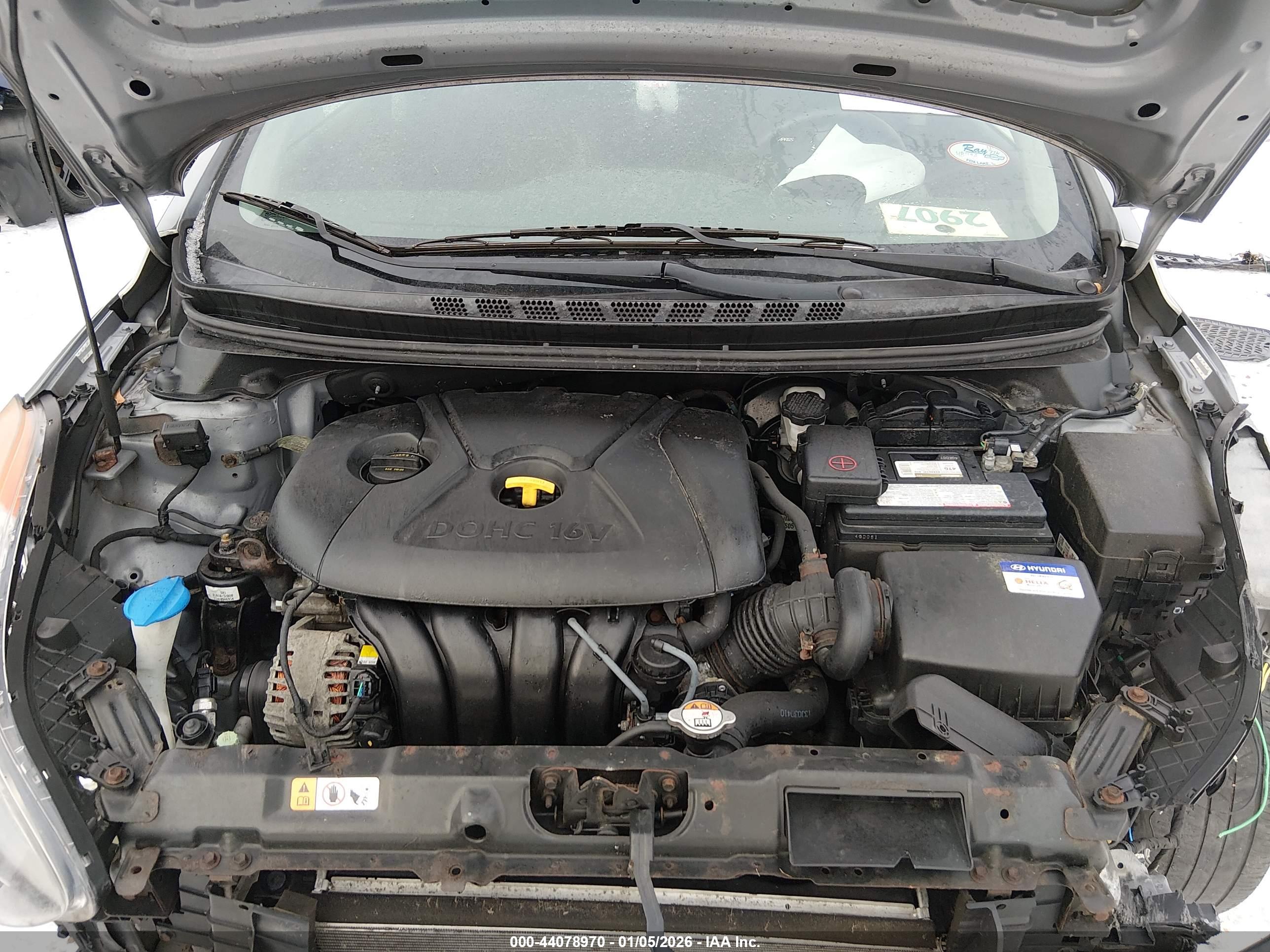 HYUNDAI ELANTRA image 10