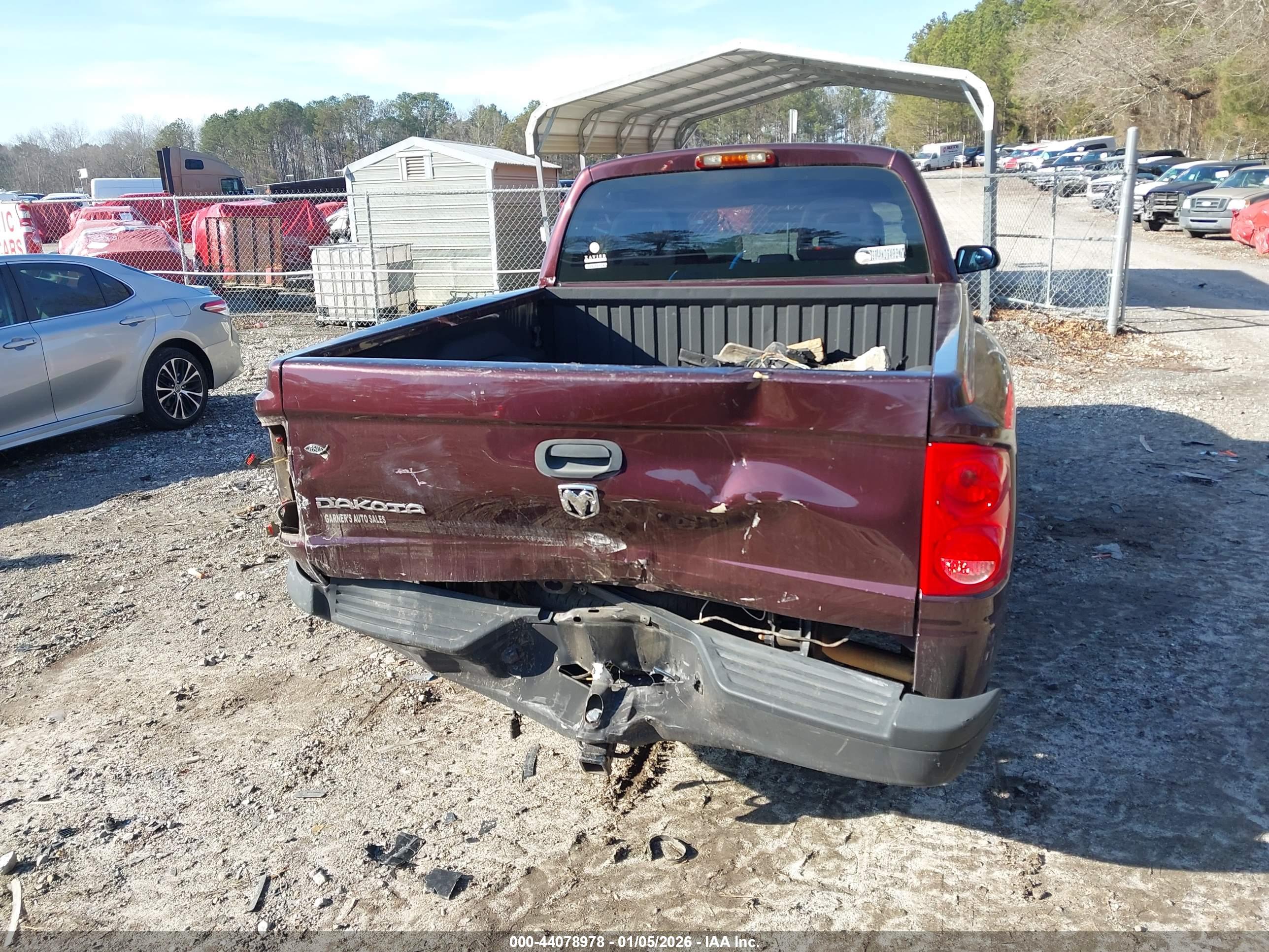DODGE DAKOTA image 6