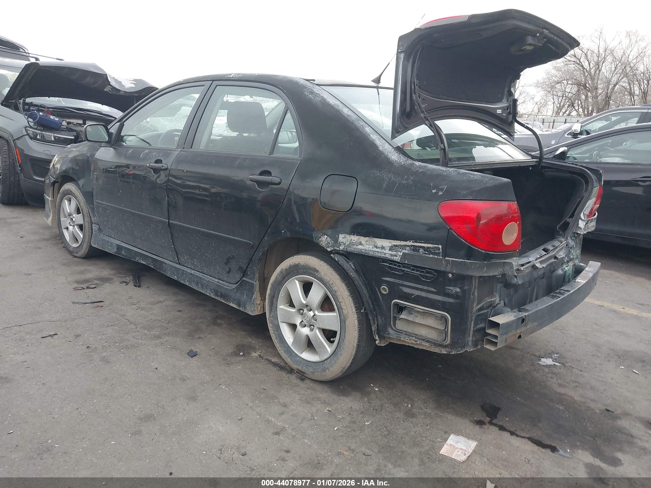 TOYOTA COROLLA image 3