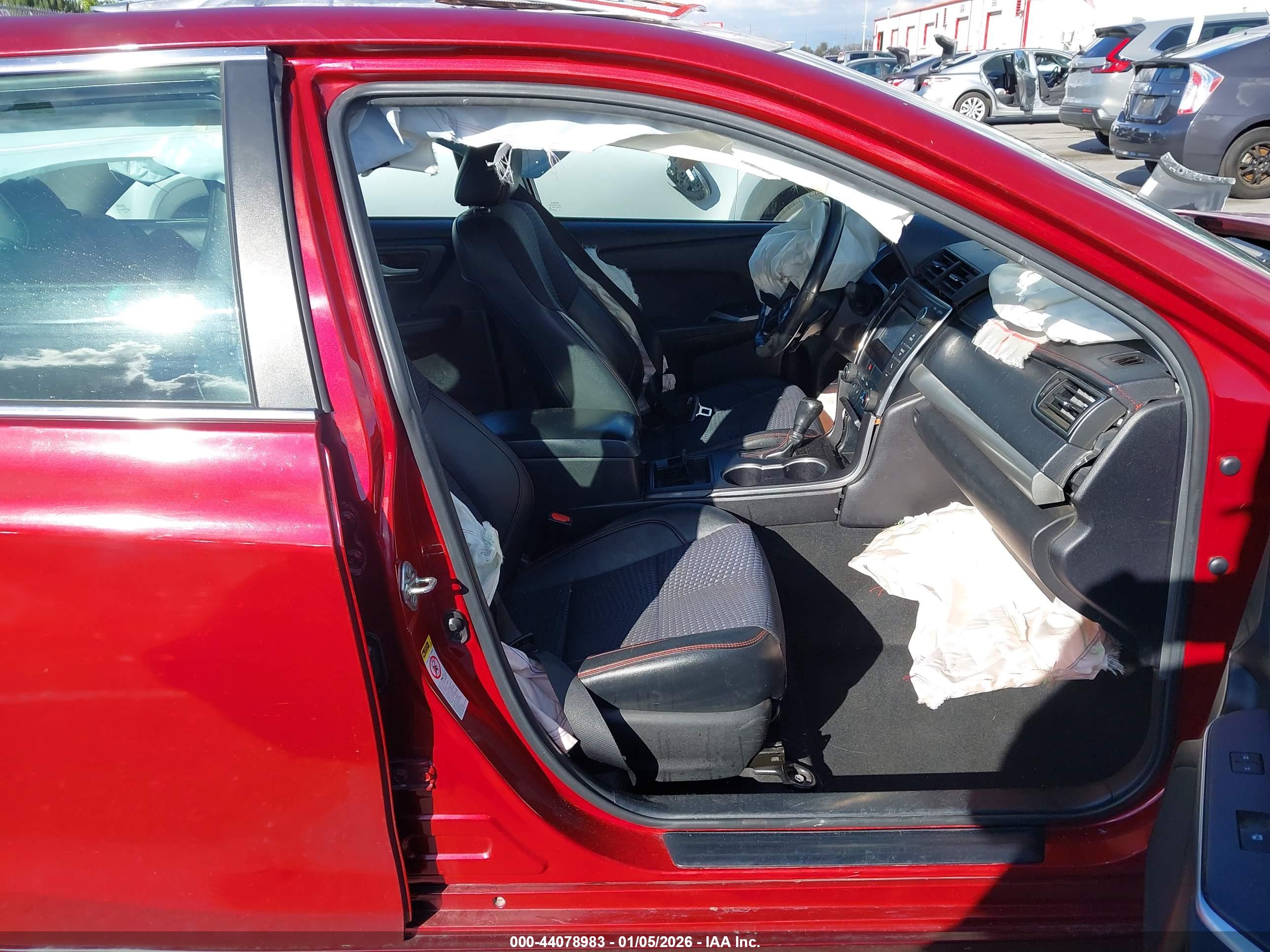 TOYOTA CAMRY image 5