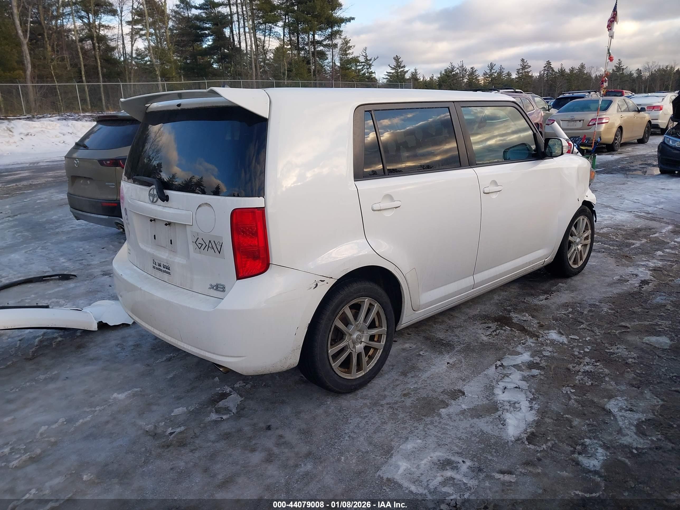 SCION XB image 4
