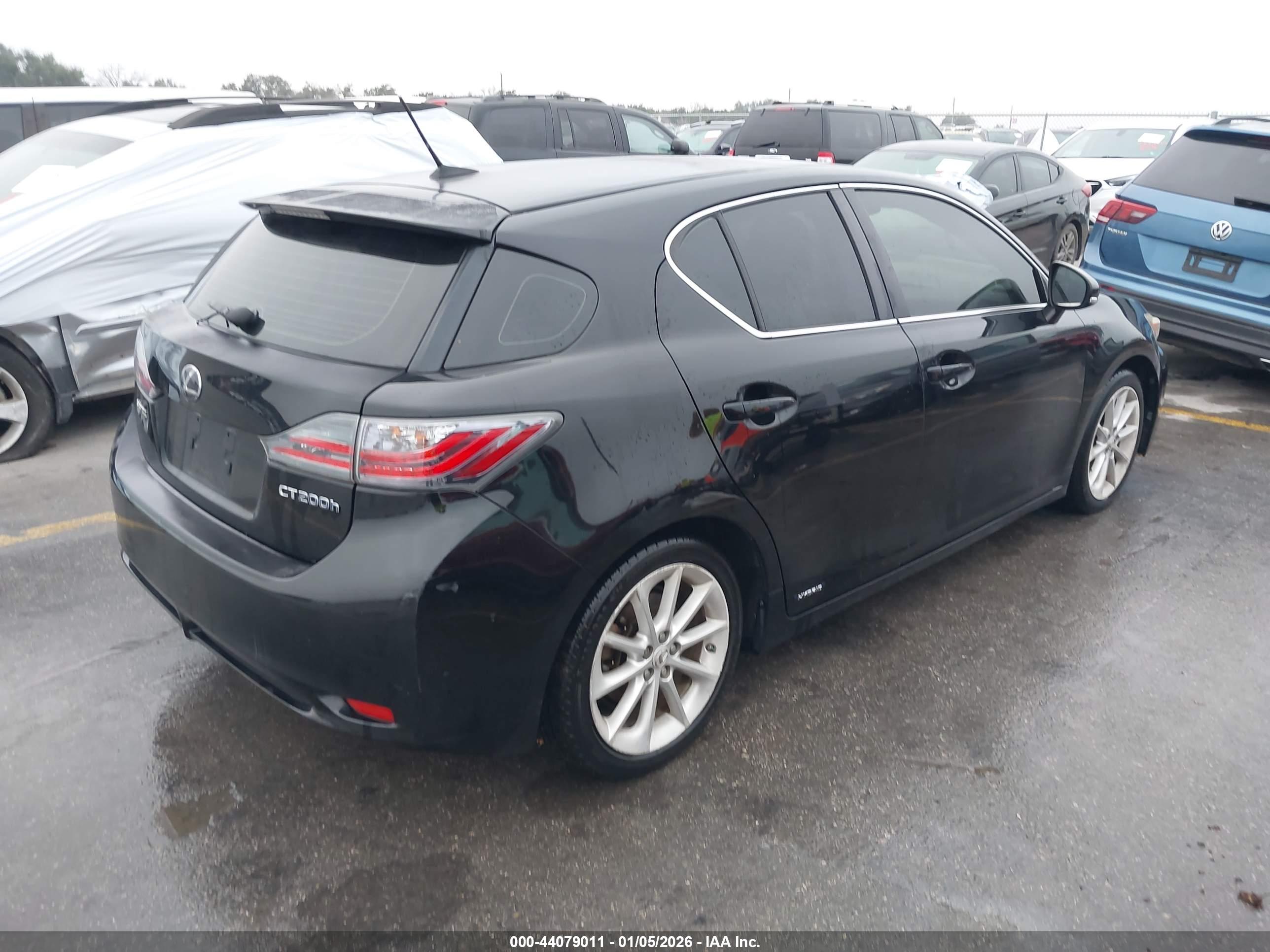 LEXUS CT image 4