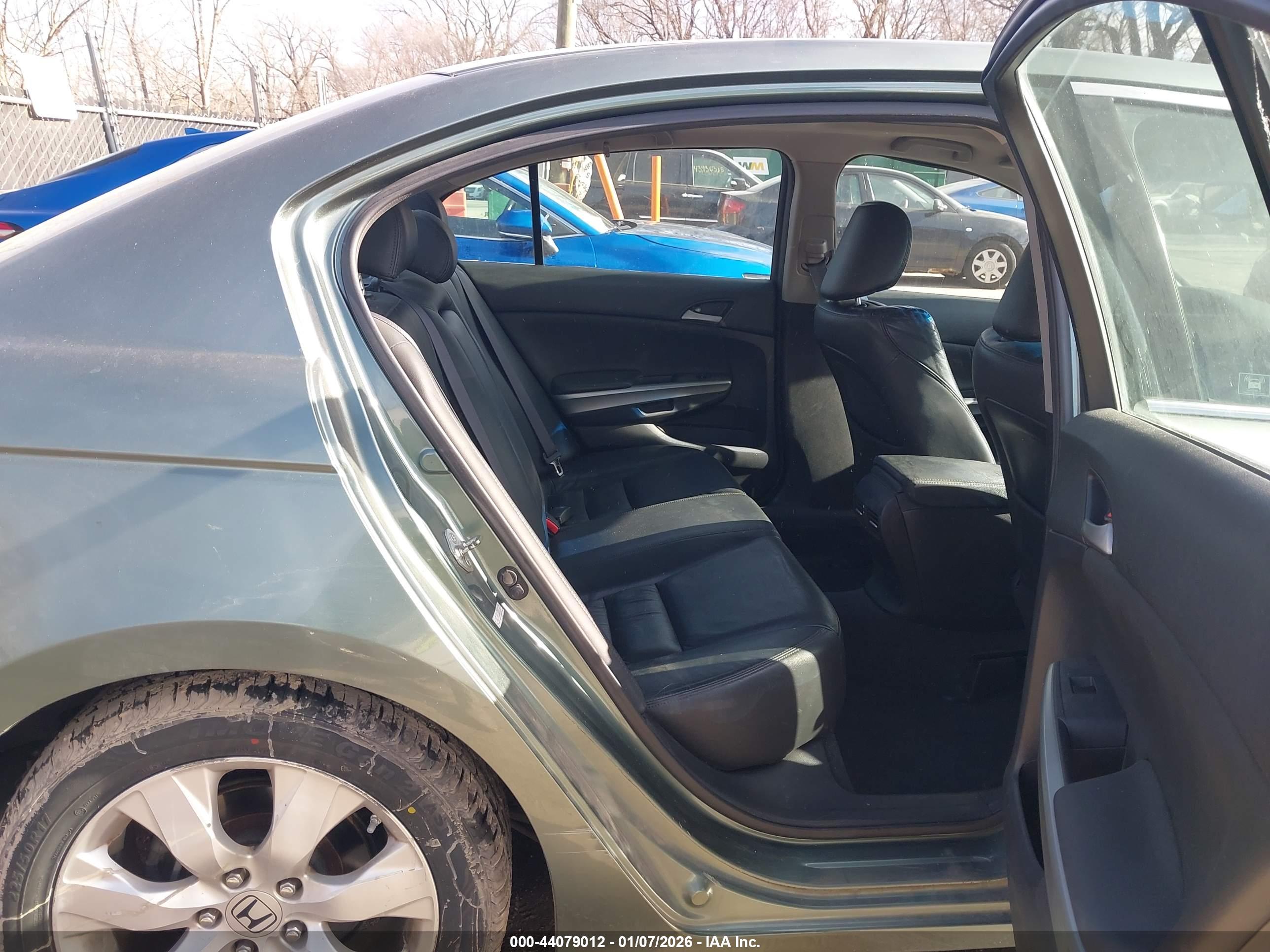 HONDA ACCORD image 8