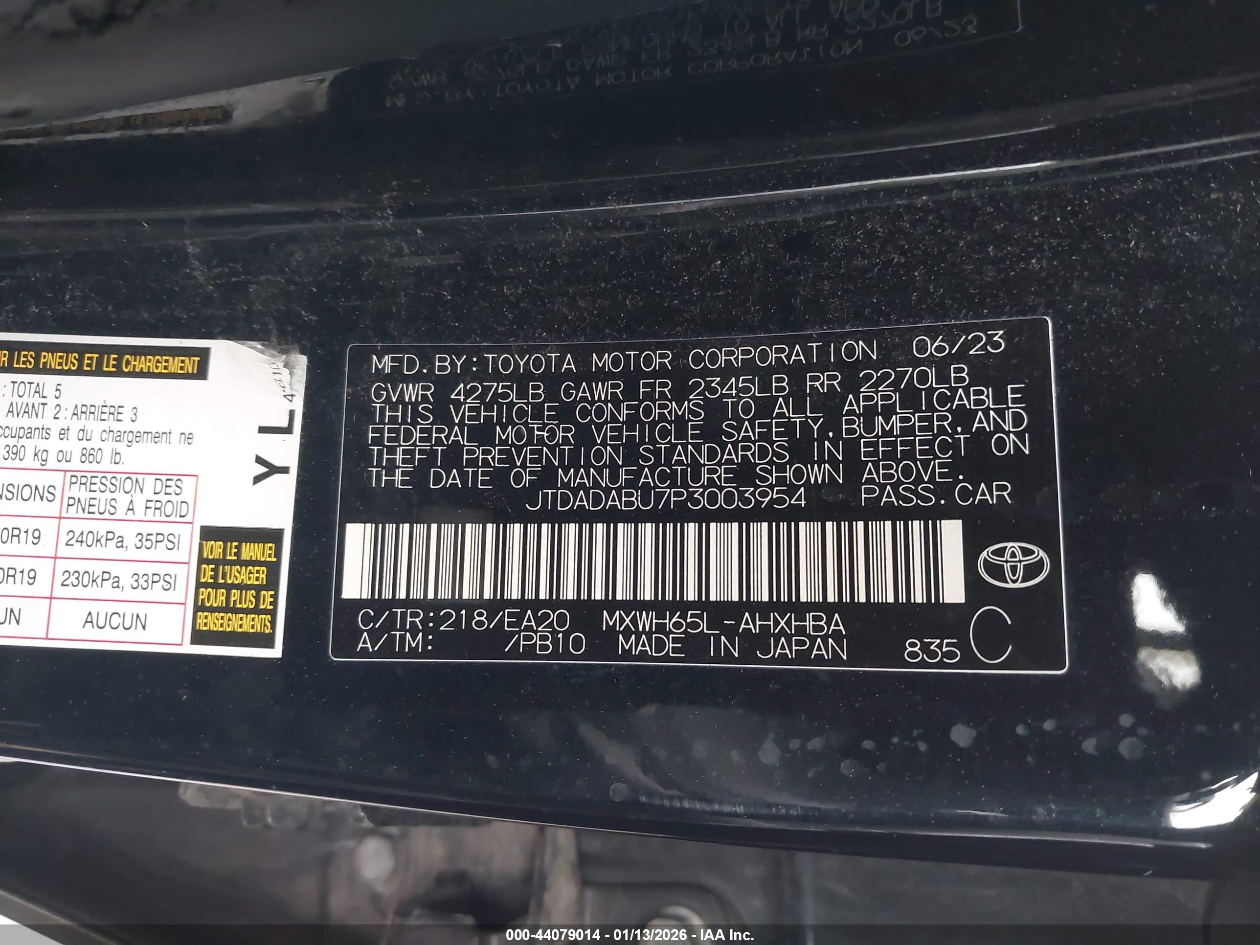 TOYOTA PRIUS image 9