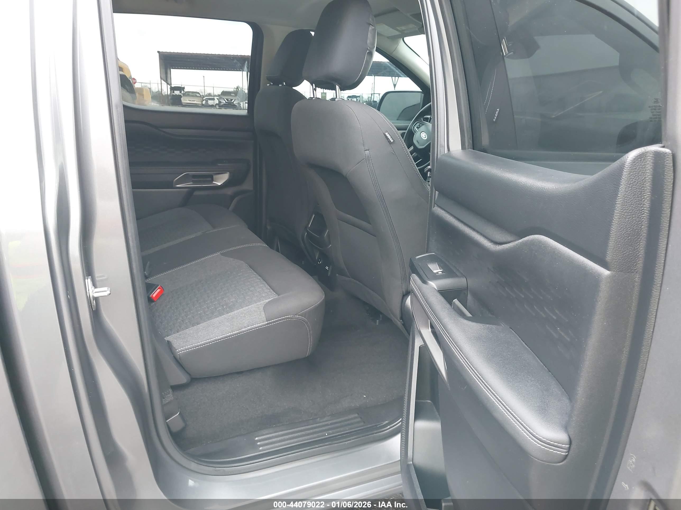 FORD RANGER image 8