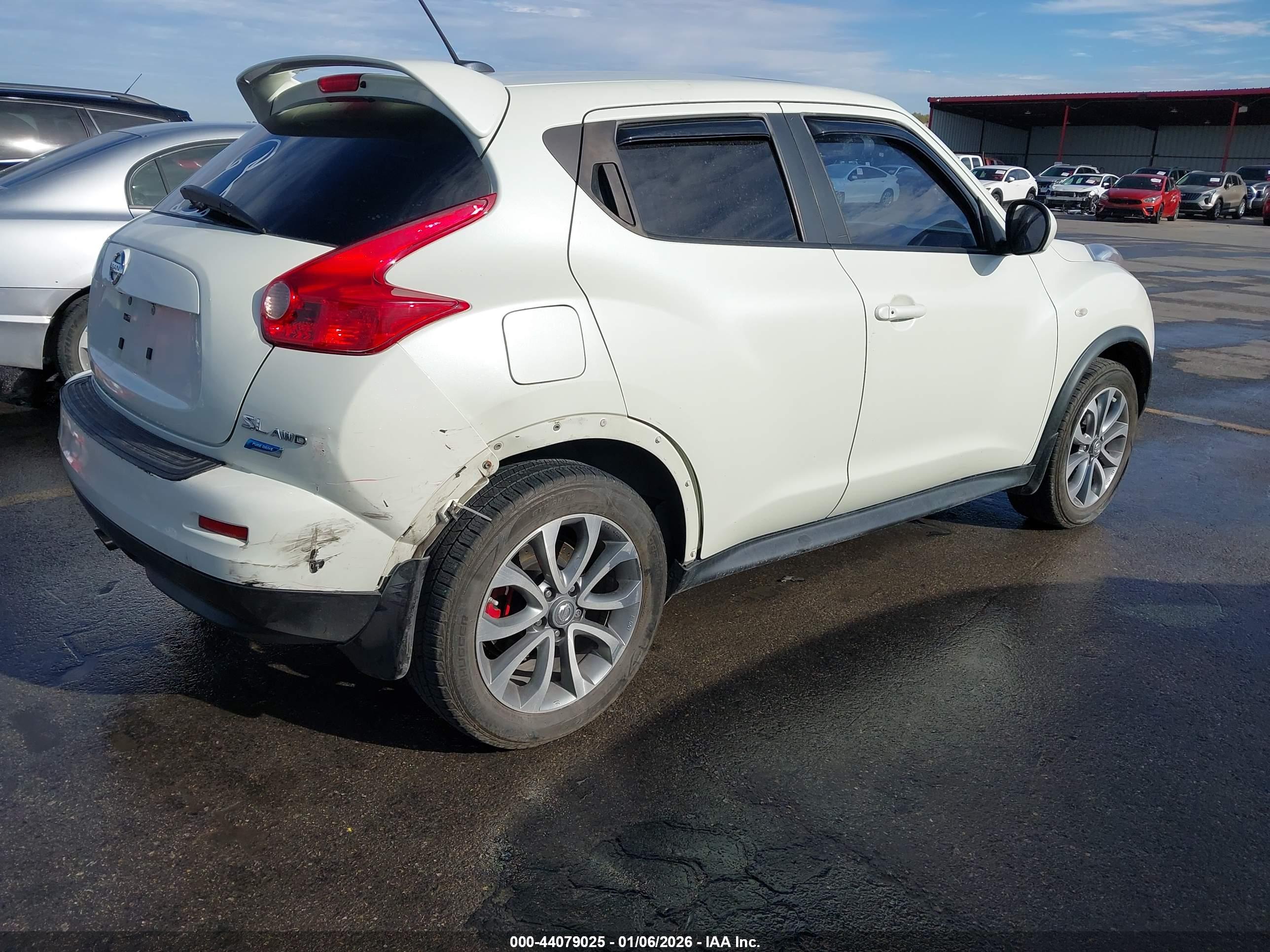 NISSAN JUKE image 4