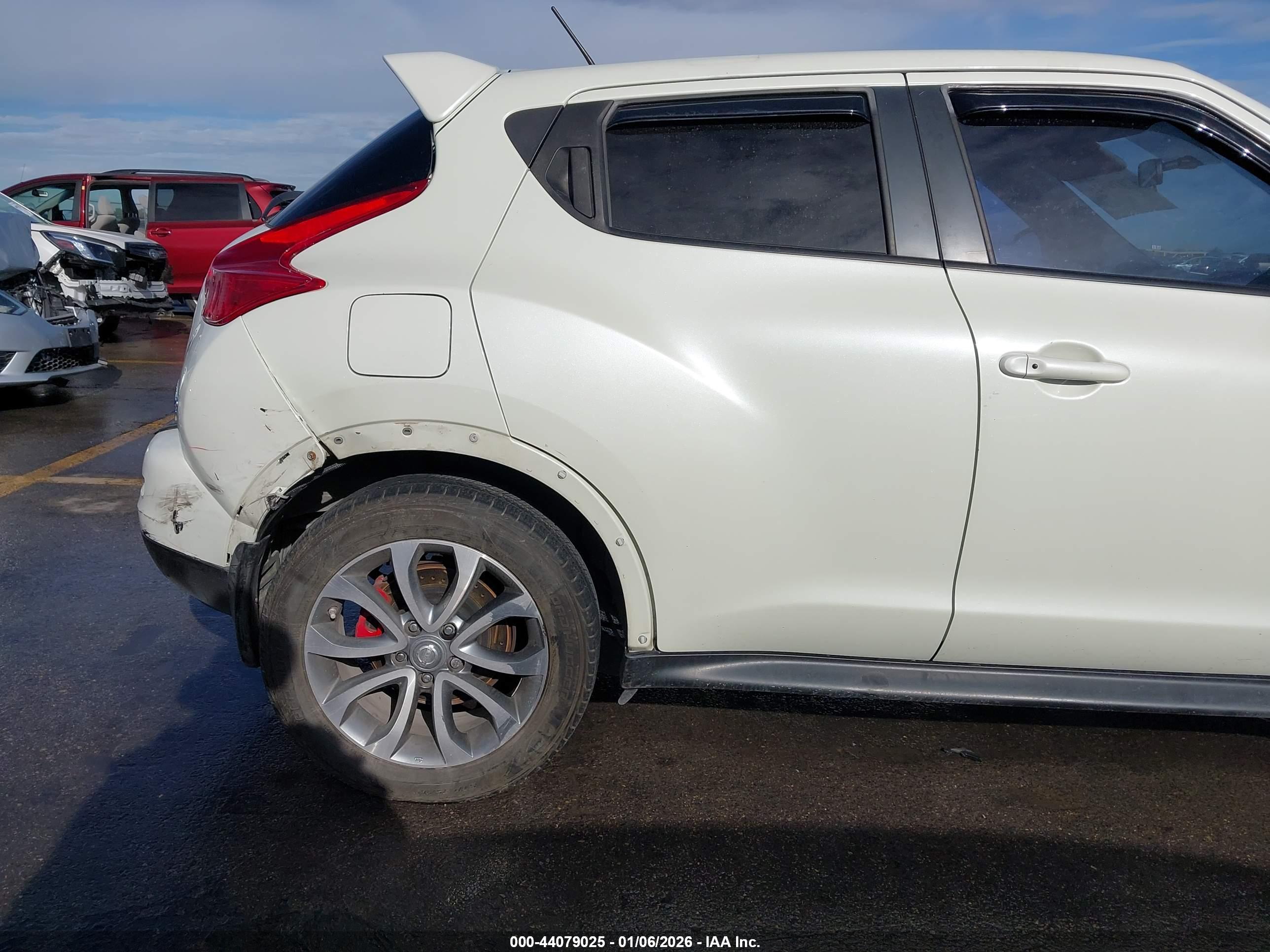 NISSAN JUKE image 6