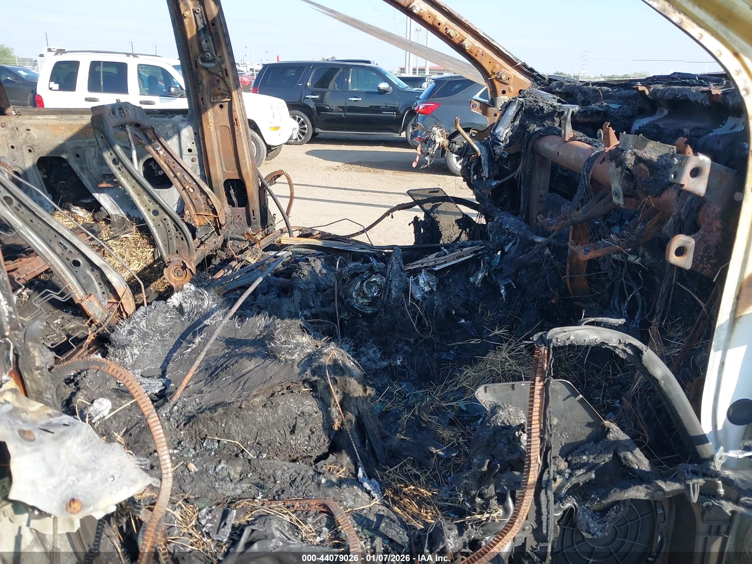 GMC SIERRA image 5