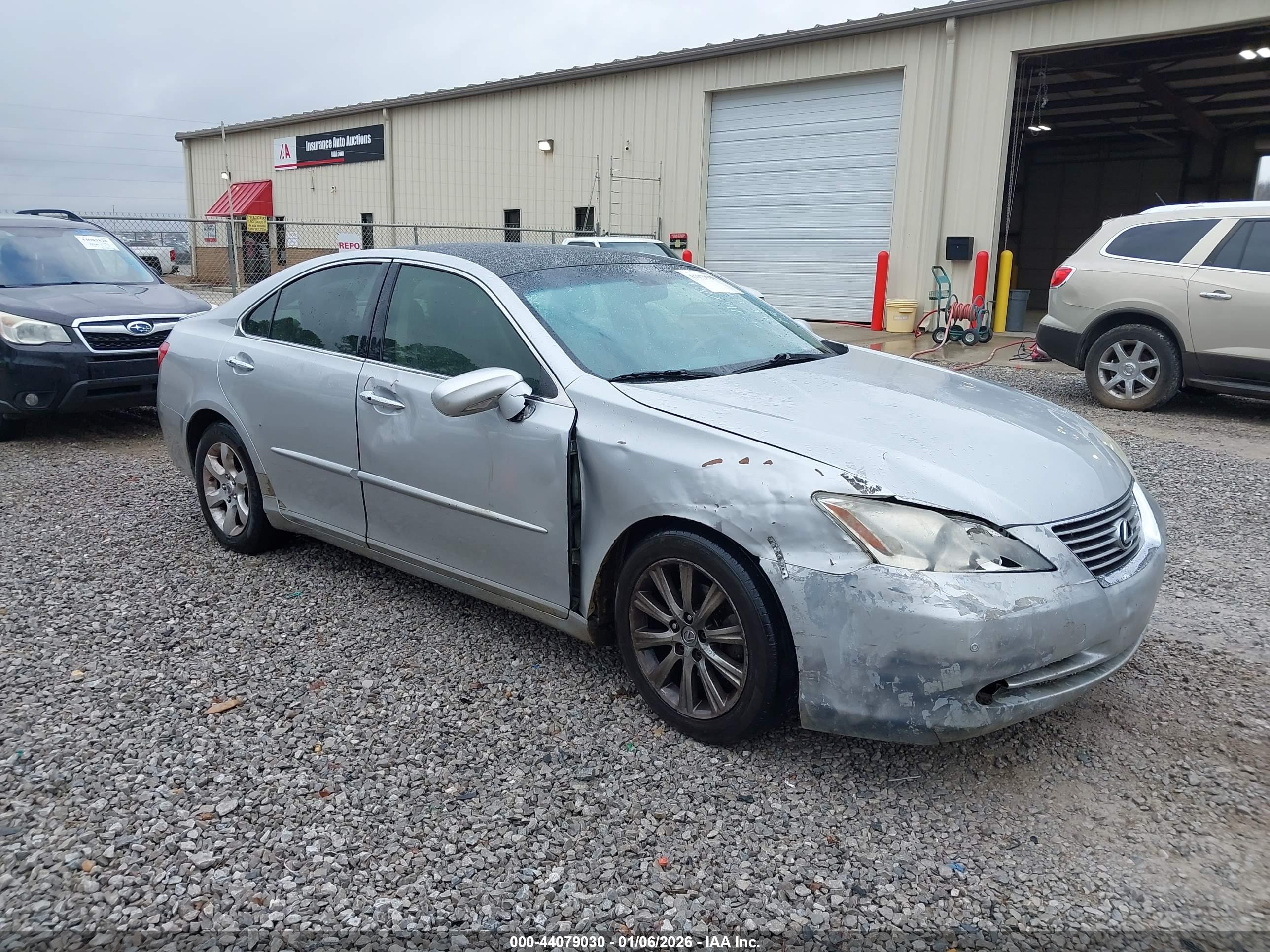 LEXUS ES image 6