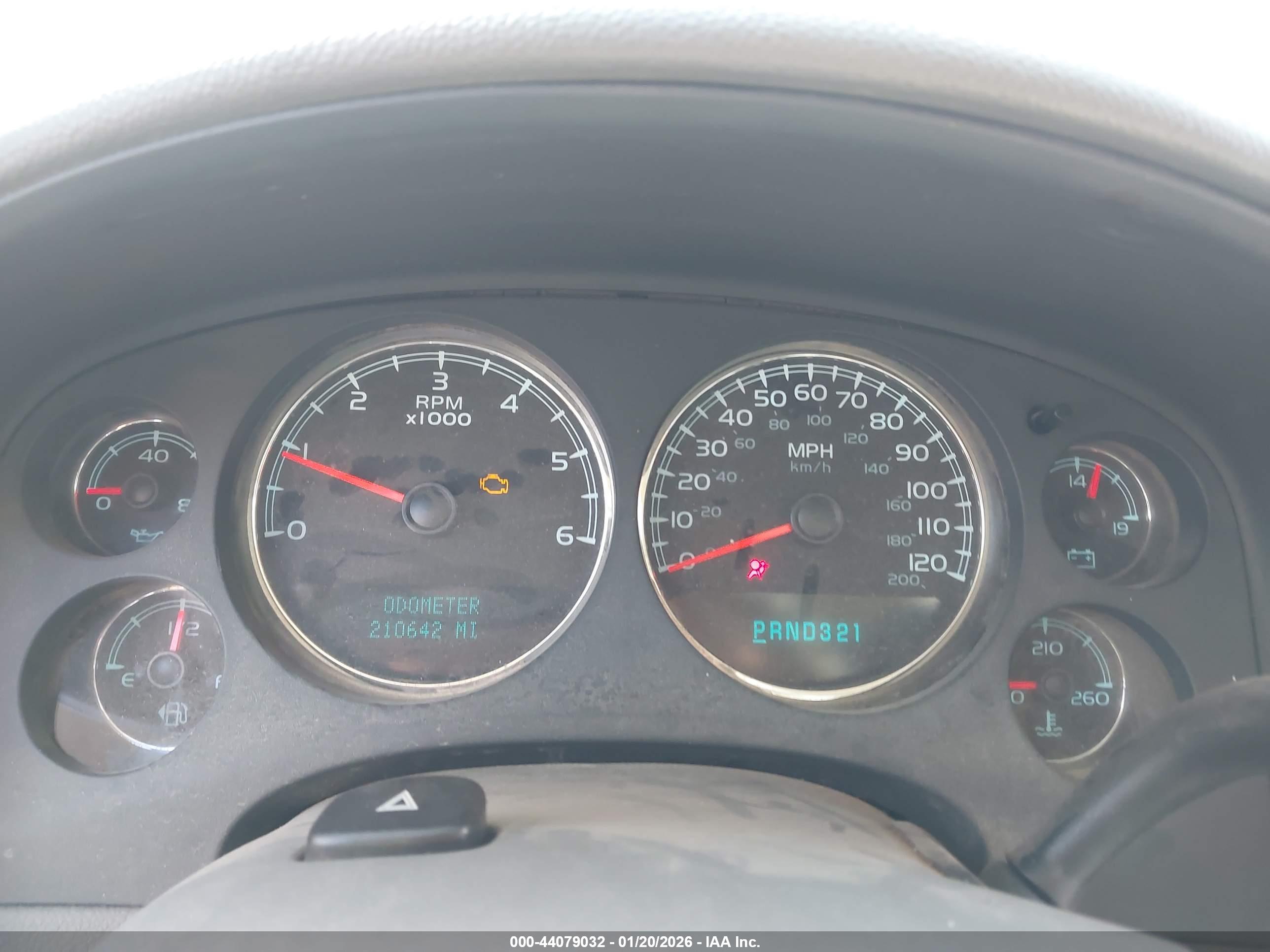 GMC YUKON image 7