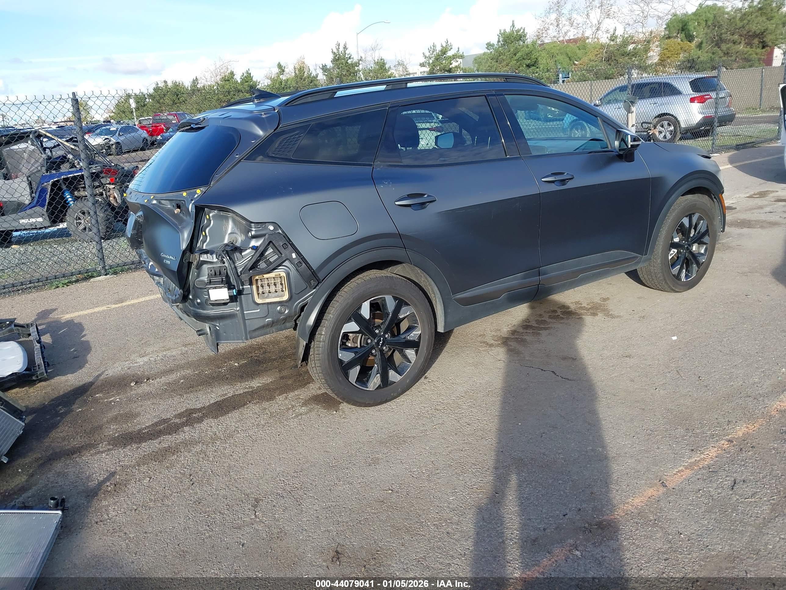 KIA SPORTAGE image 4