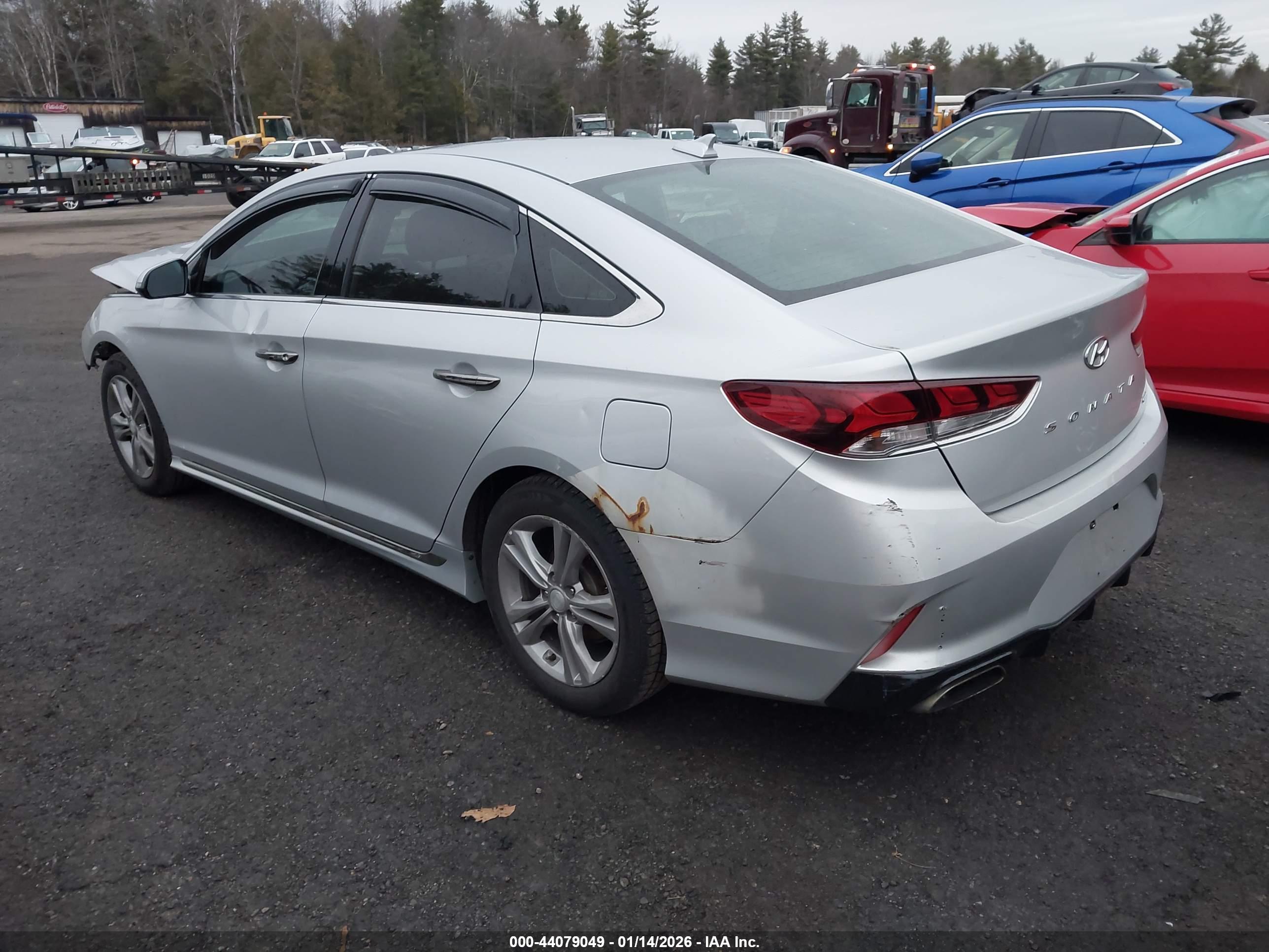 HYUNDAI SONATA image 3