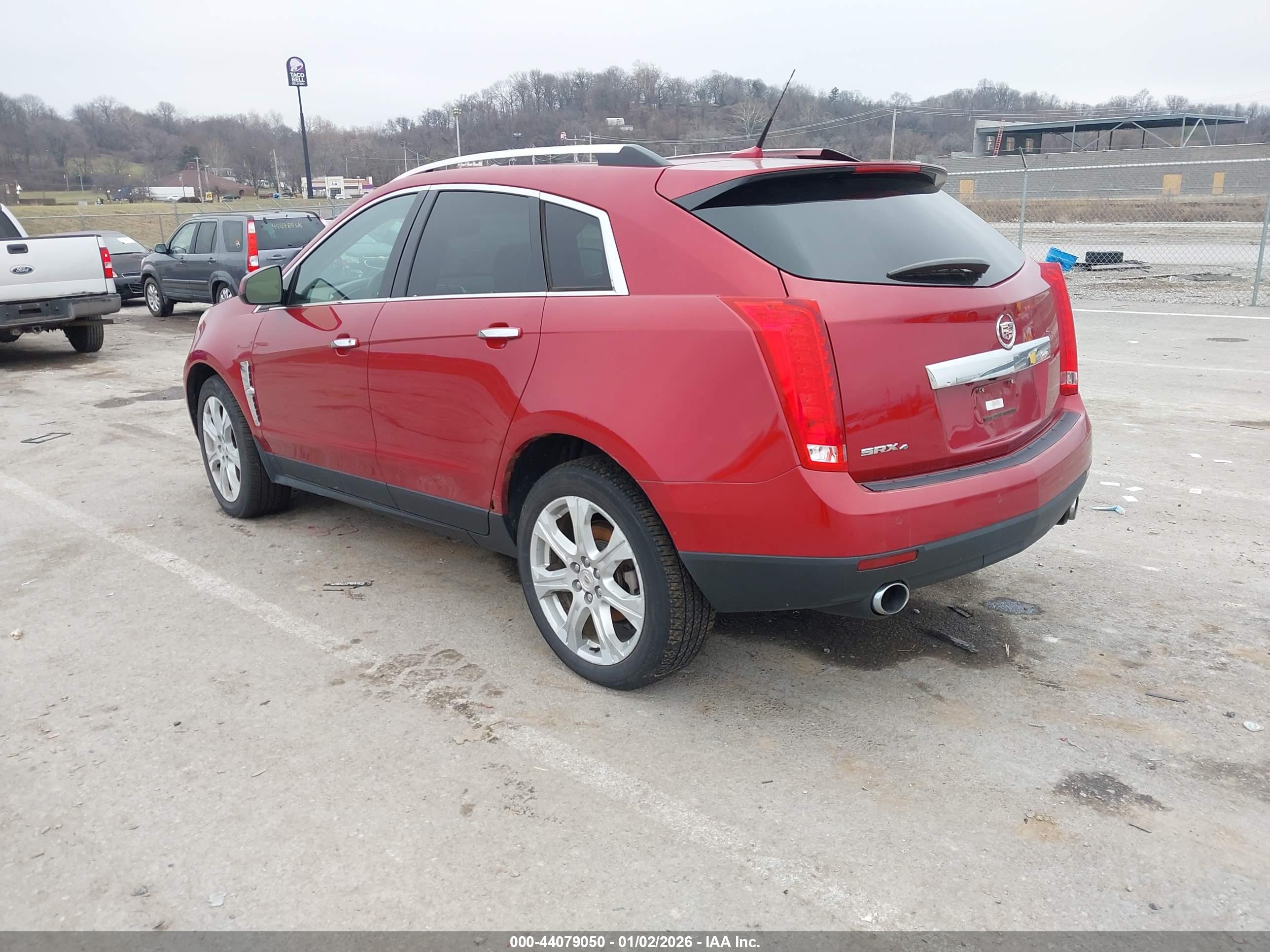 CADILLAC SRX image 3
