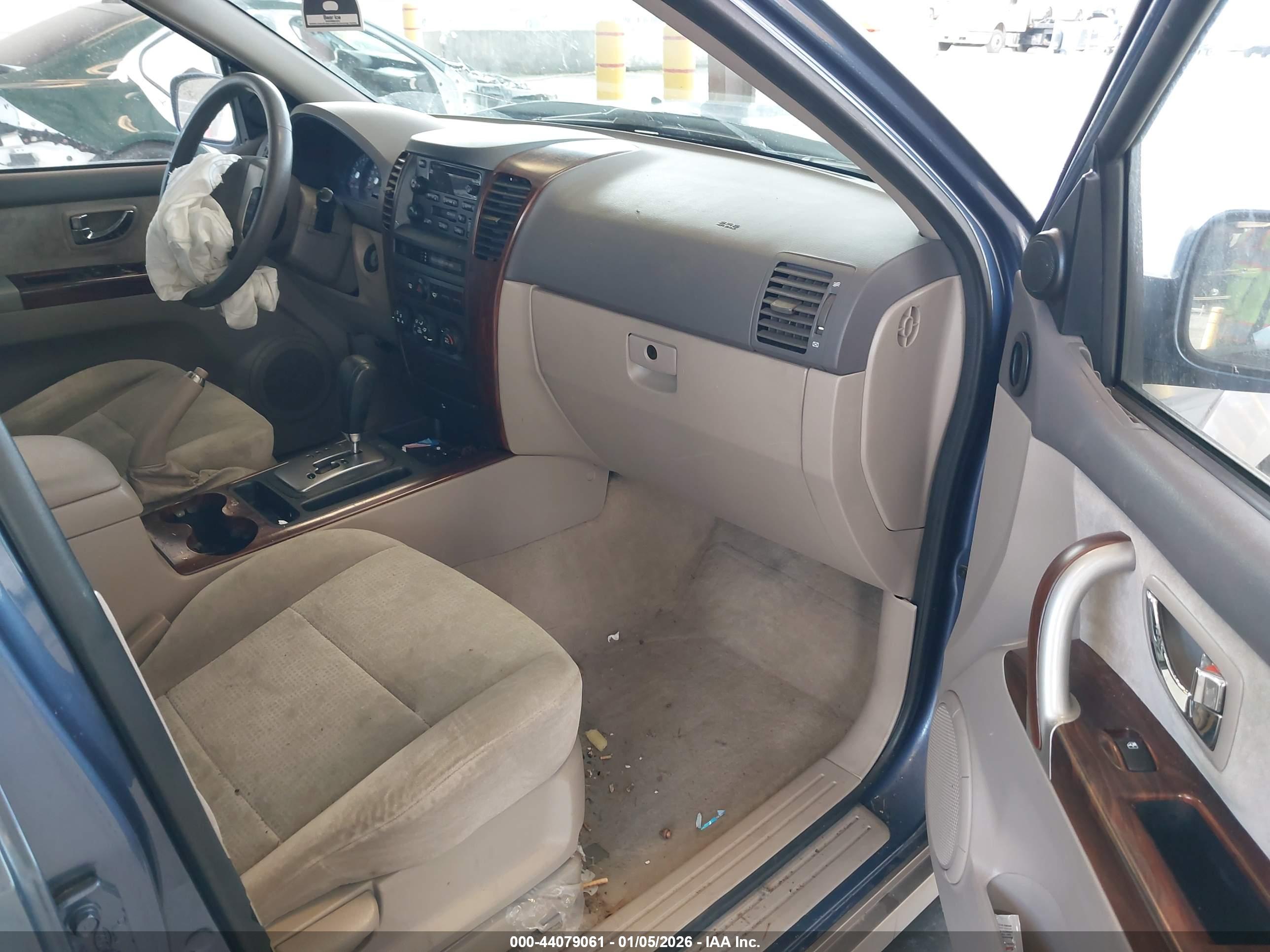 KIA SORENTO image 5
