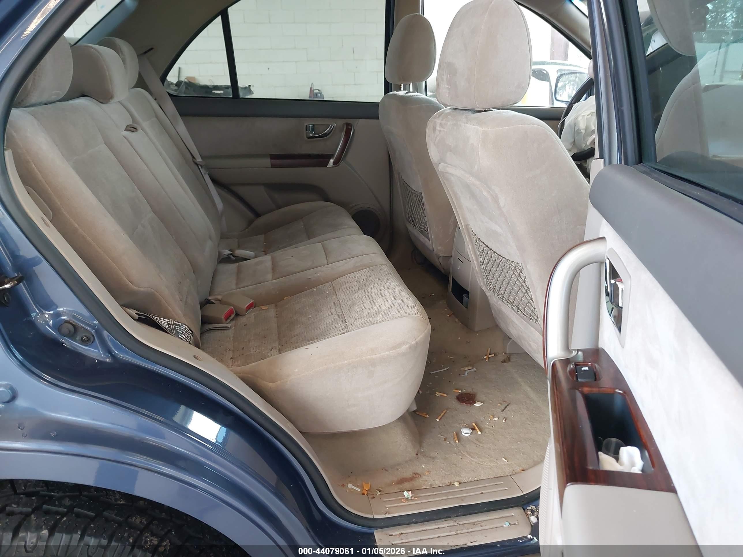 KIA SORENTO image 8