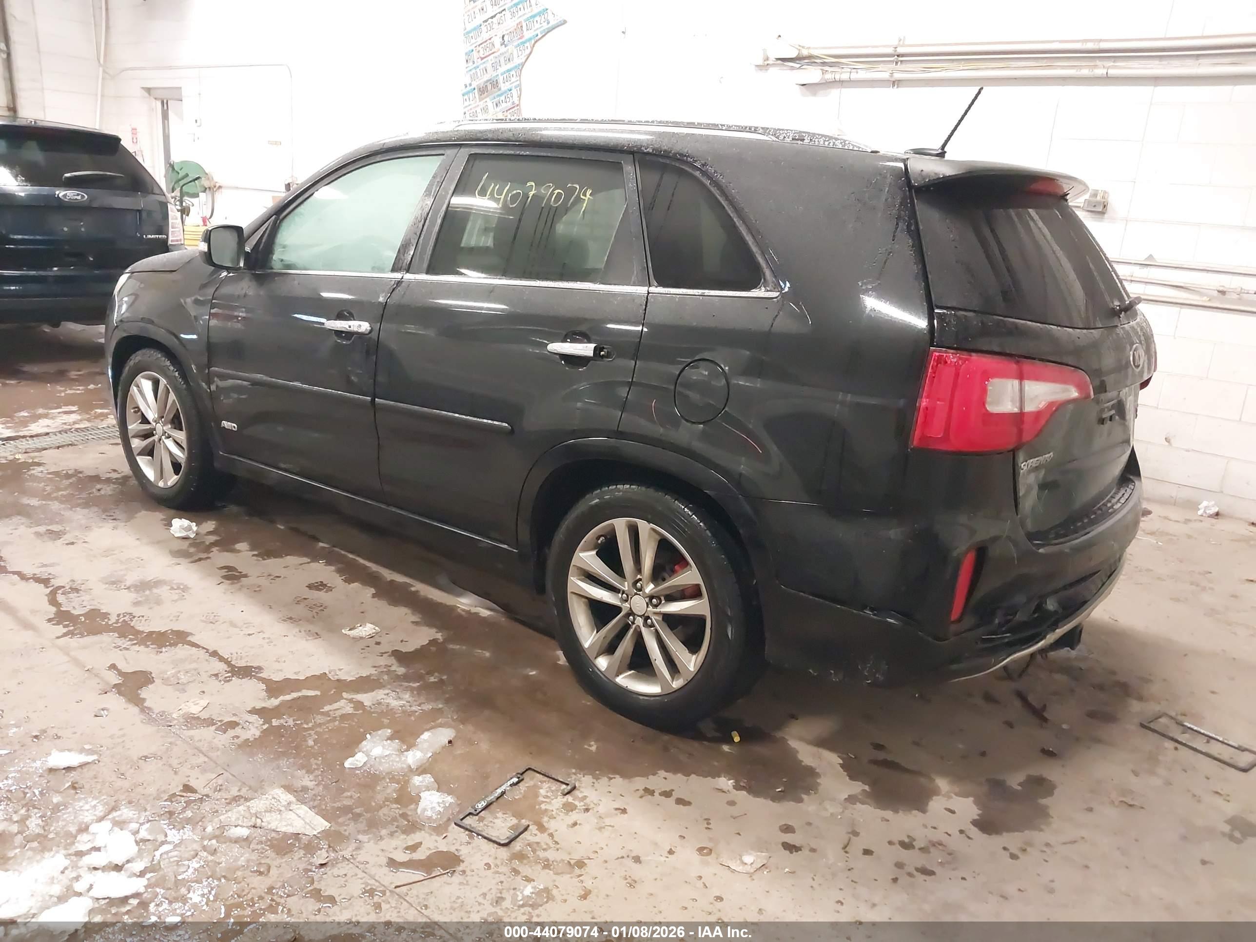 KIA SORENTO image 3