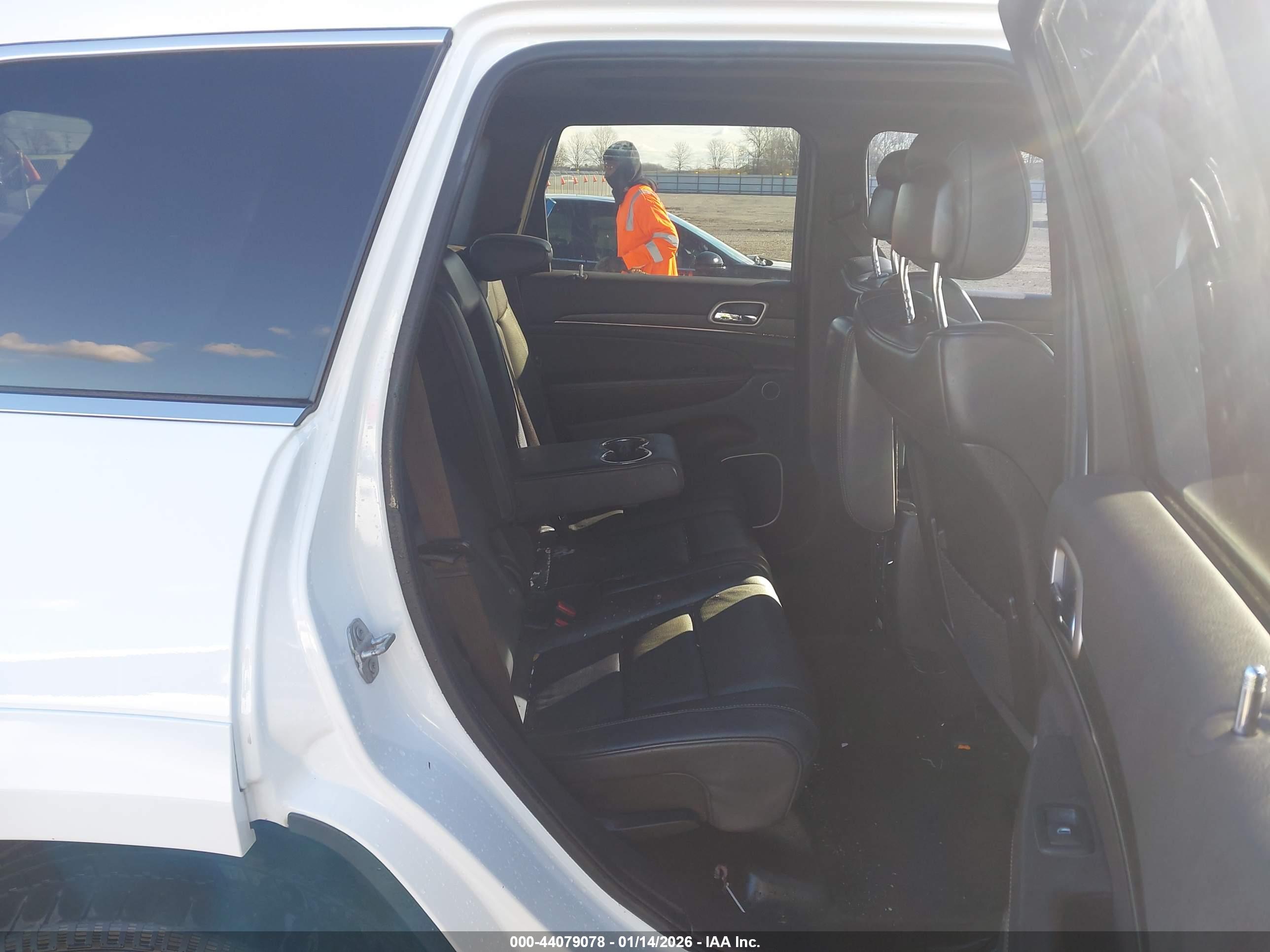 JEEP GRAND image 8