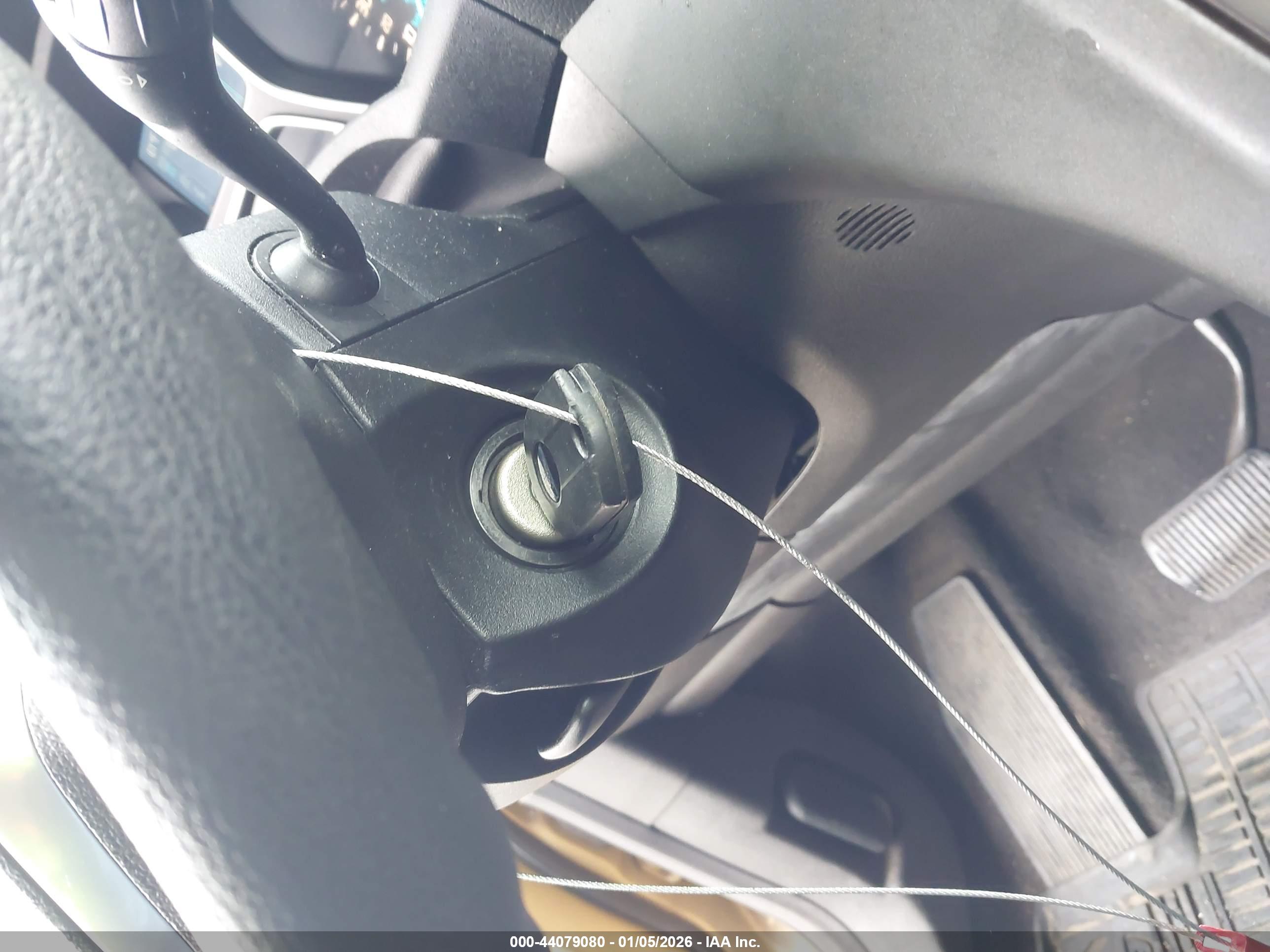 FORD ESCAPE image 11