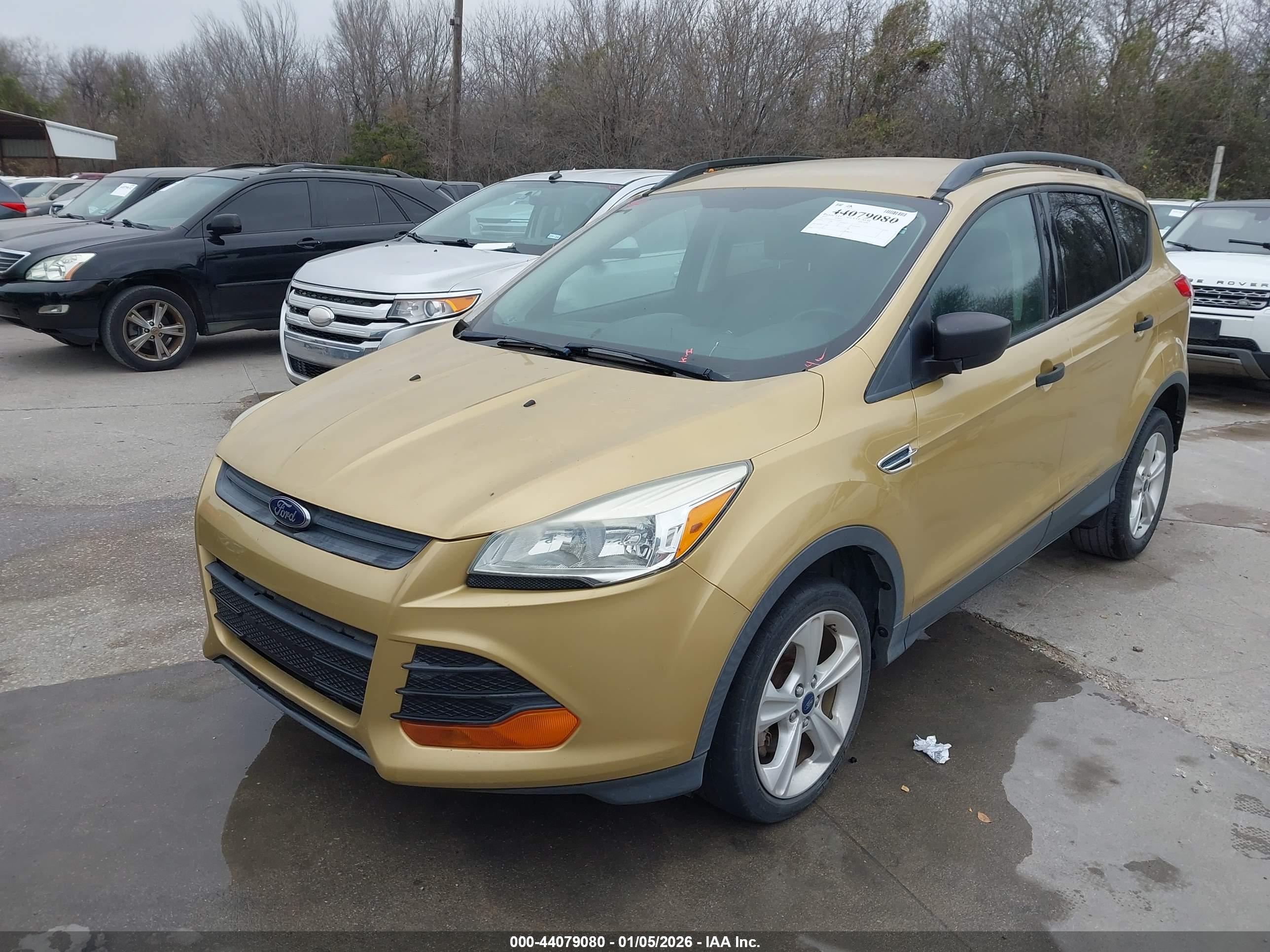 FORD ESCAPE image 2