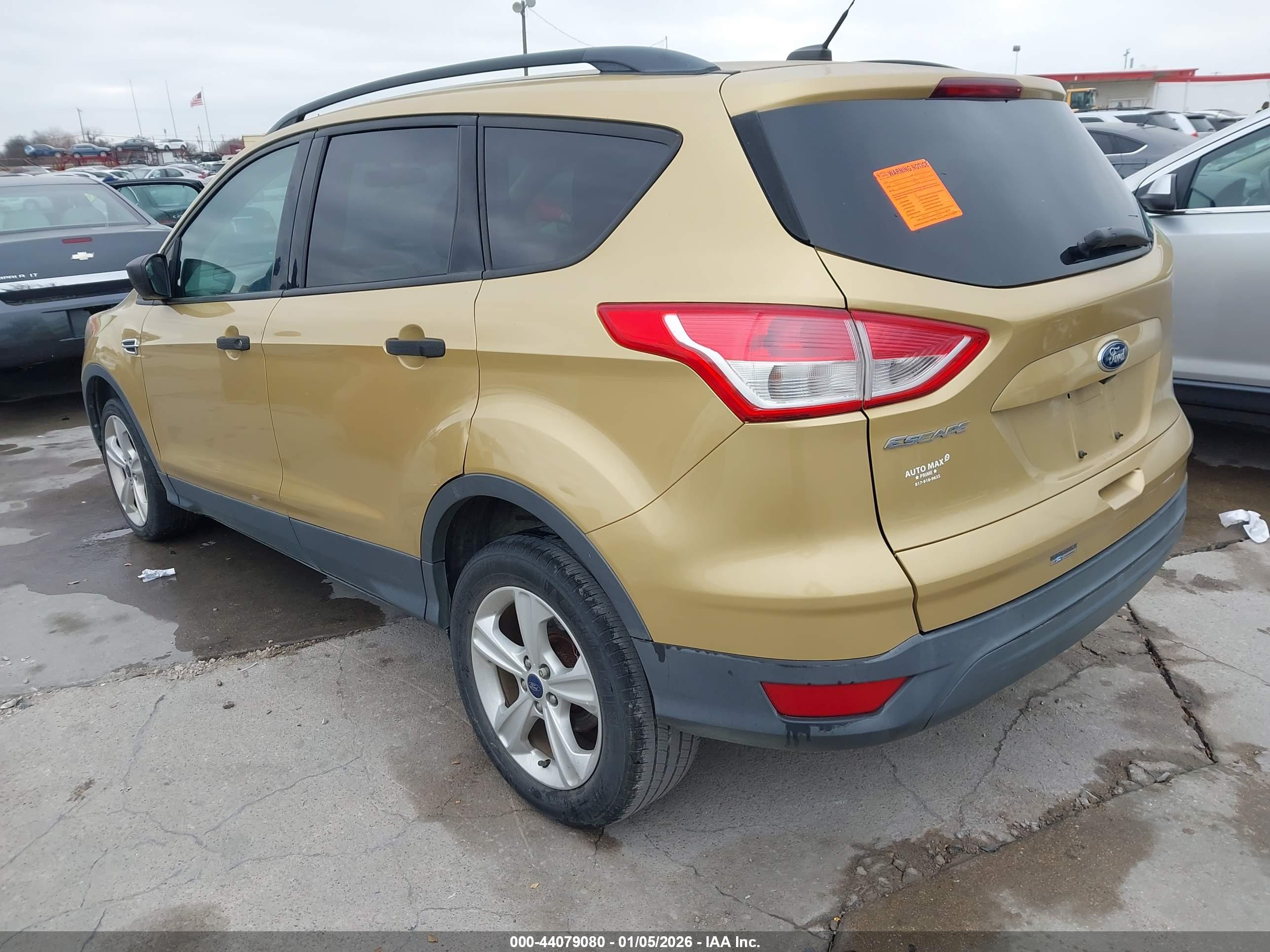 FORD ESCAPE image 3